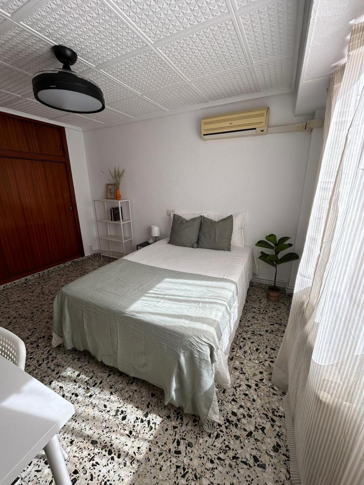 Double Room with Shared Bathroom