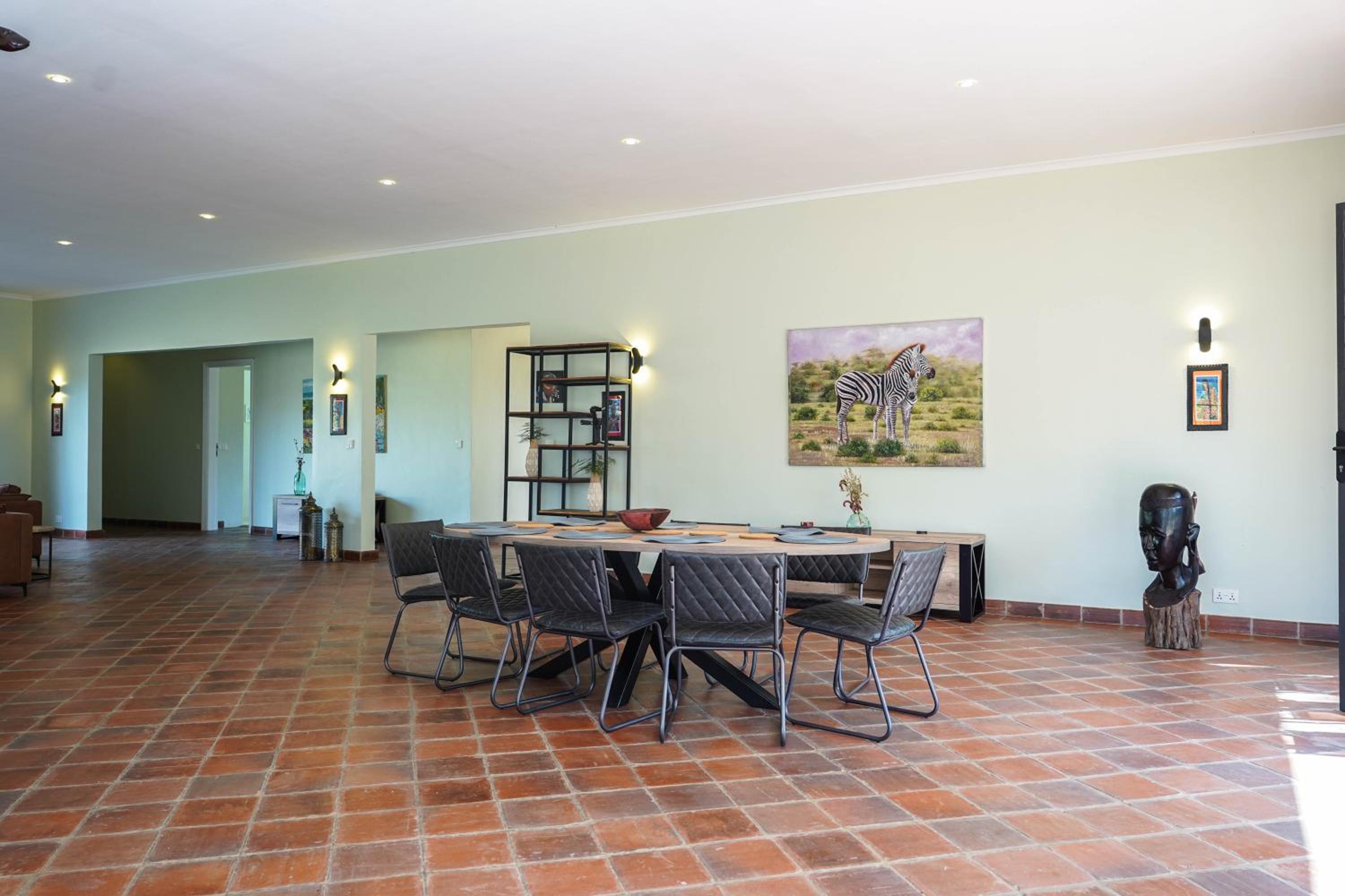 Villa photo 3