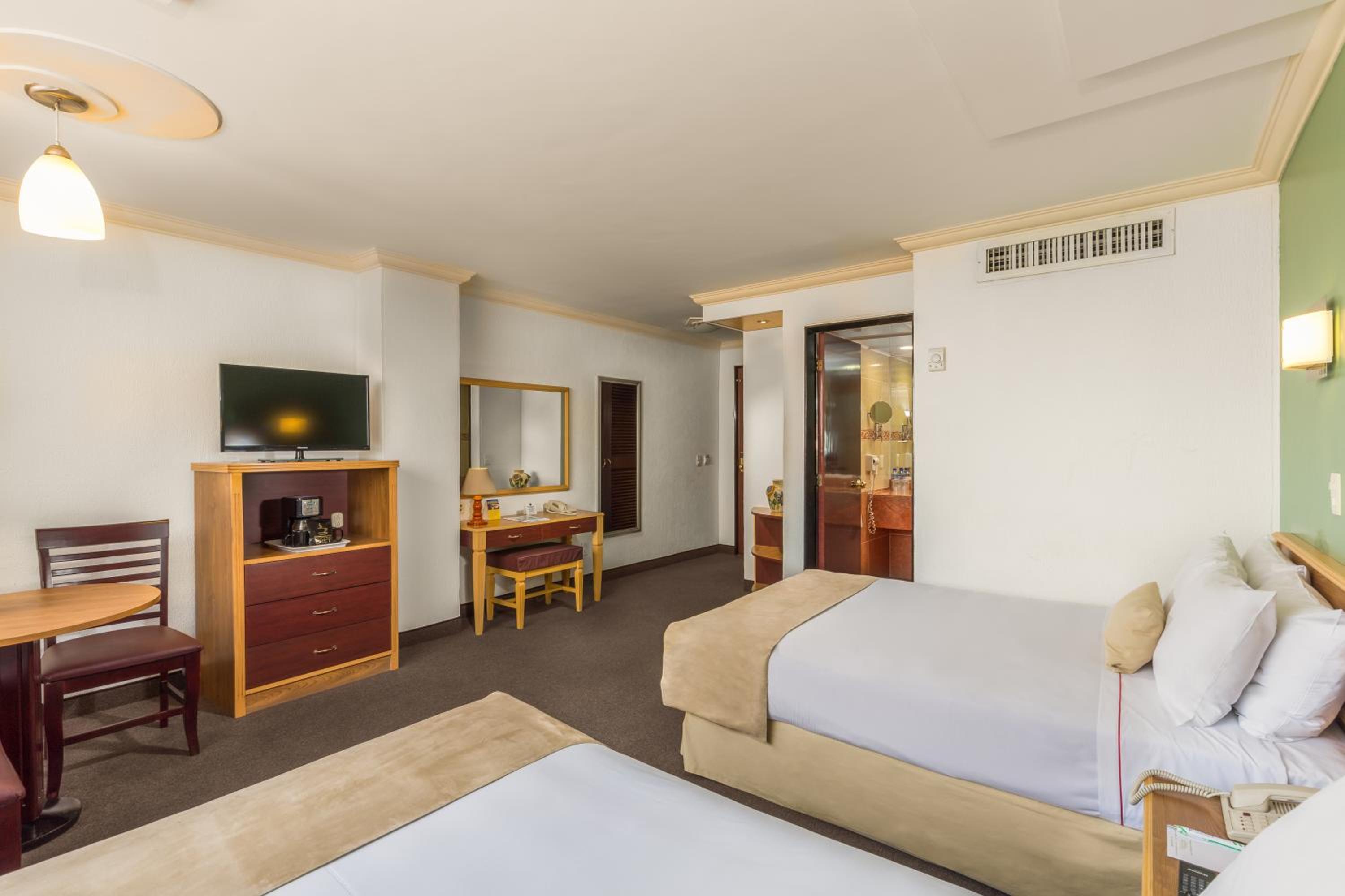 Double Room with Two Double Beds - Non-Smoking