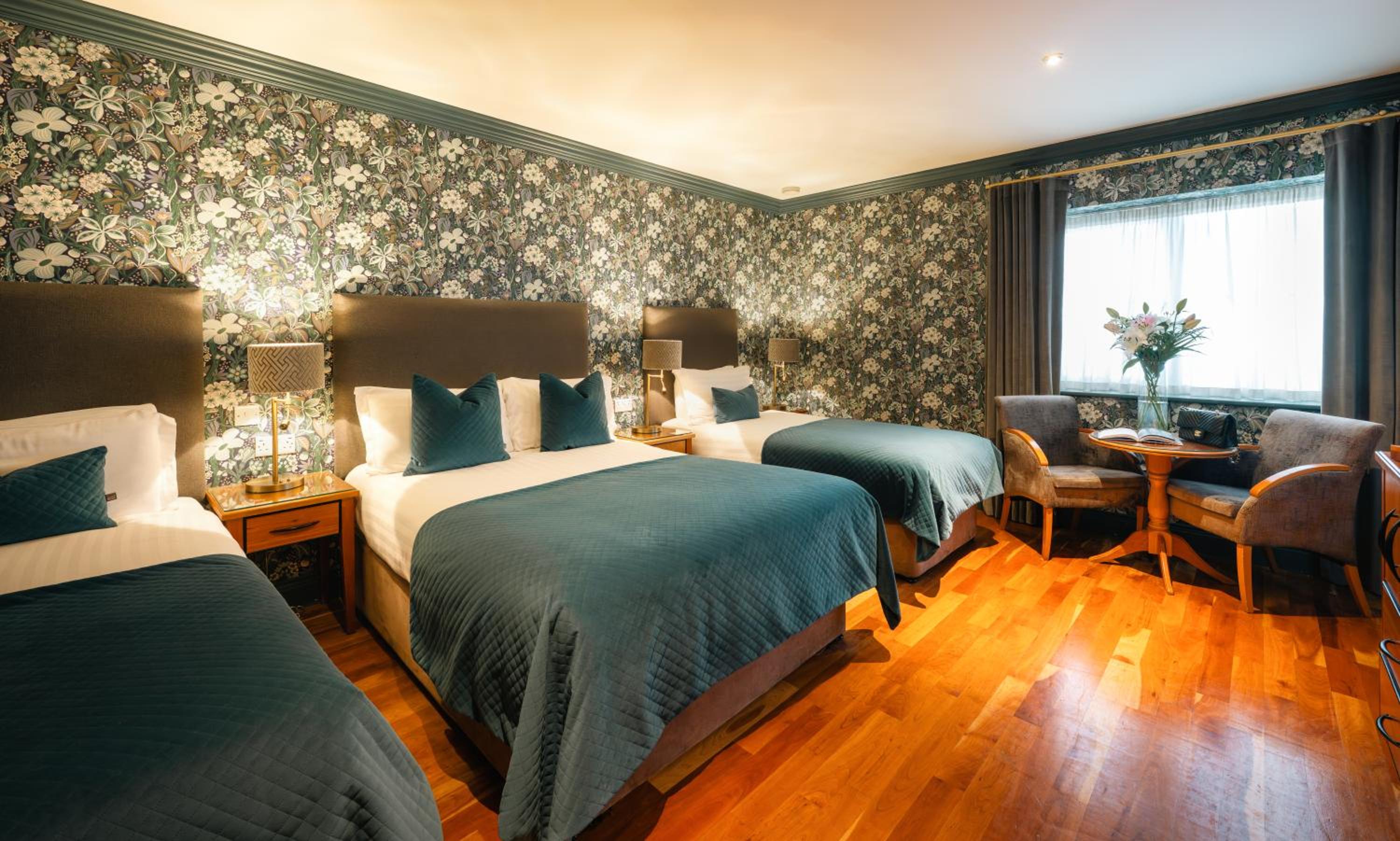 Standard Quadruple Room - Photo 4