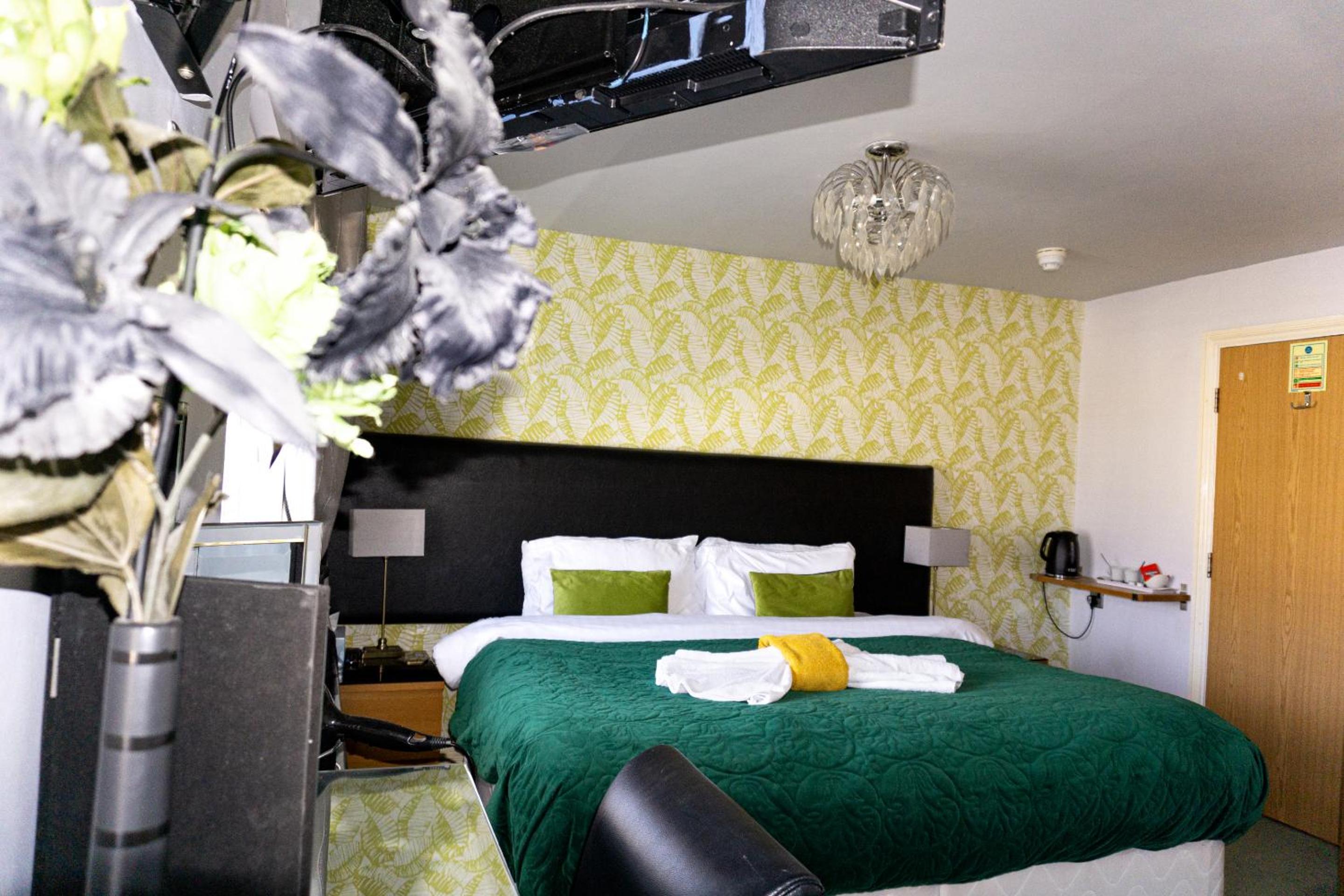 Superior King Room