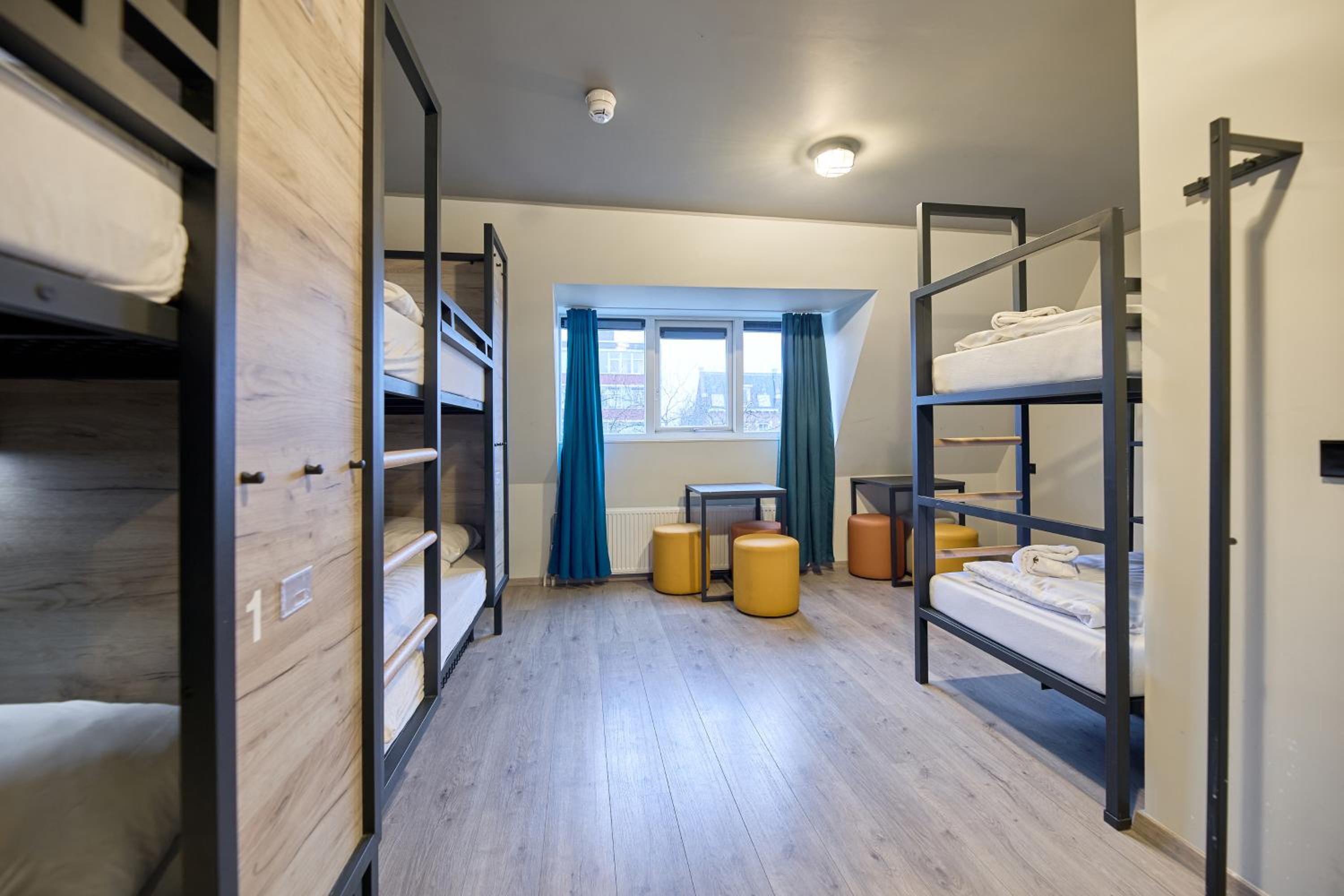 8-Bed Room (Bunk Beds only) photo 3