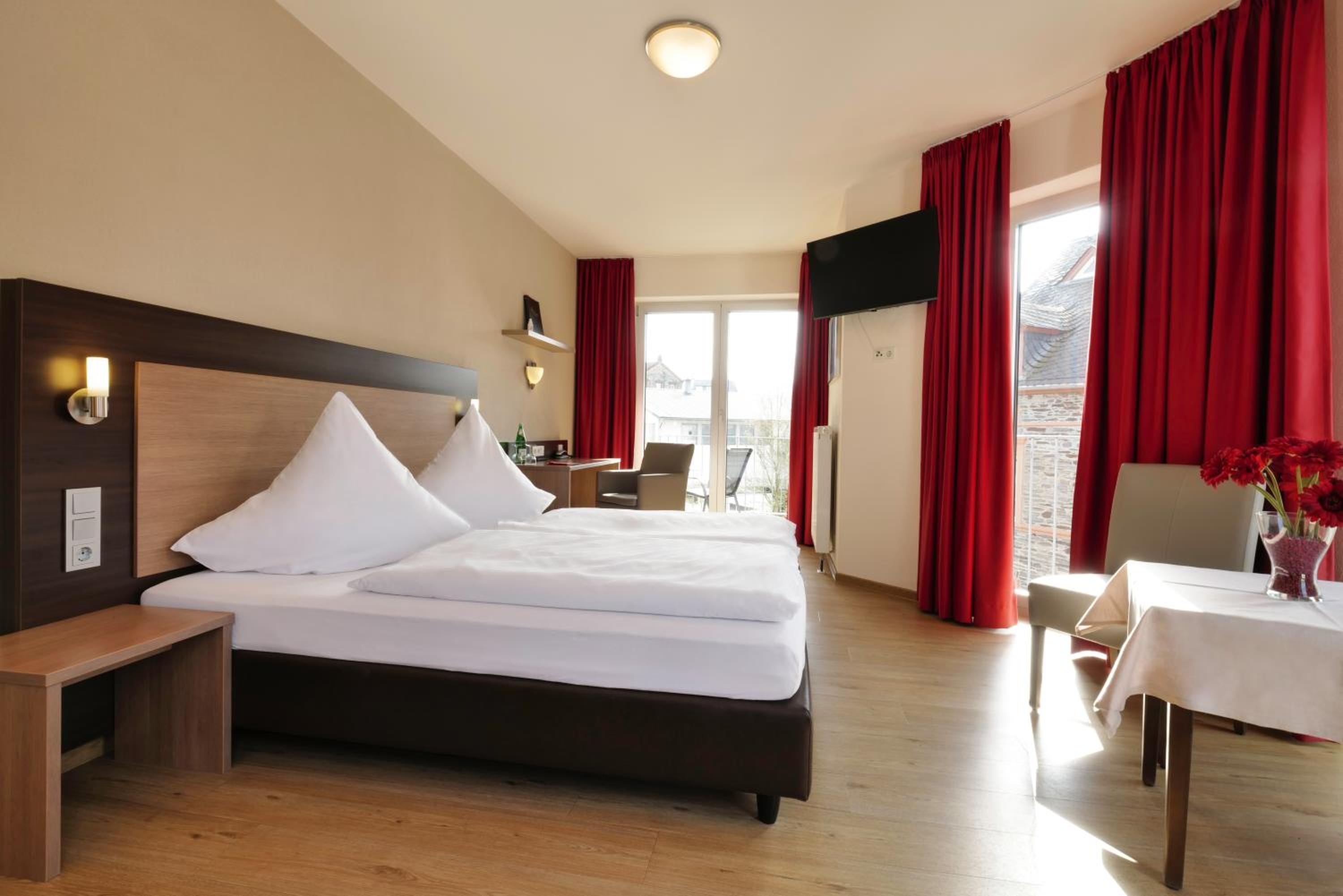 Large Double Room
