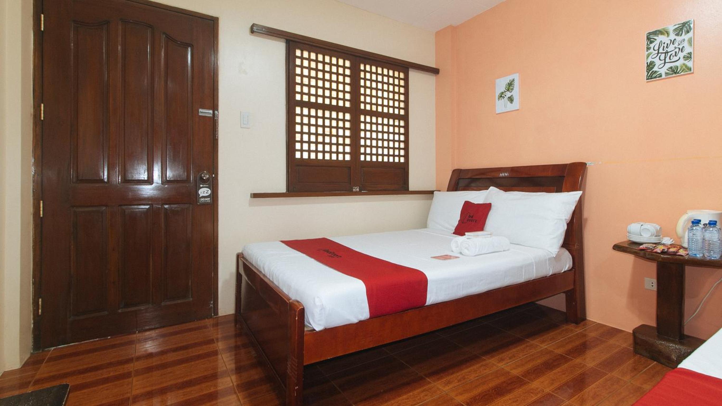 Quadruple Room - Photo 6