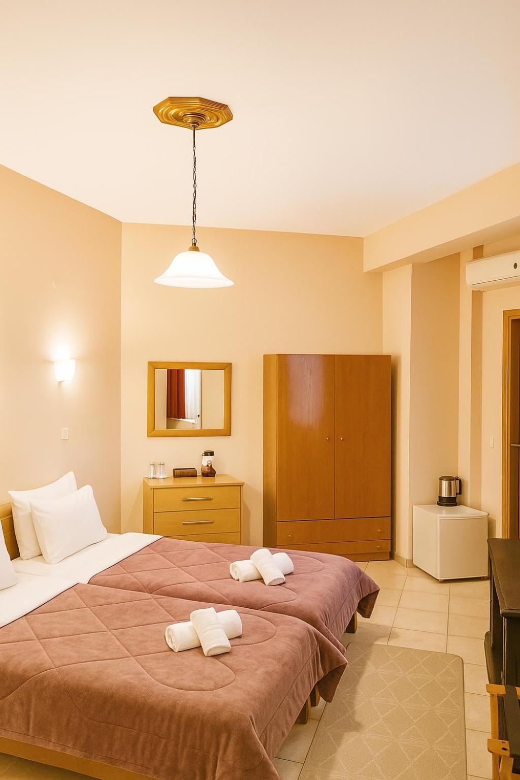 Triple Room photo 2