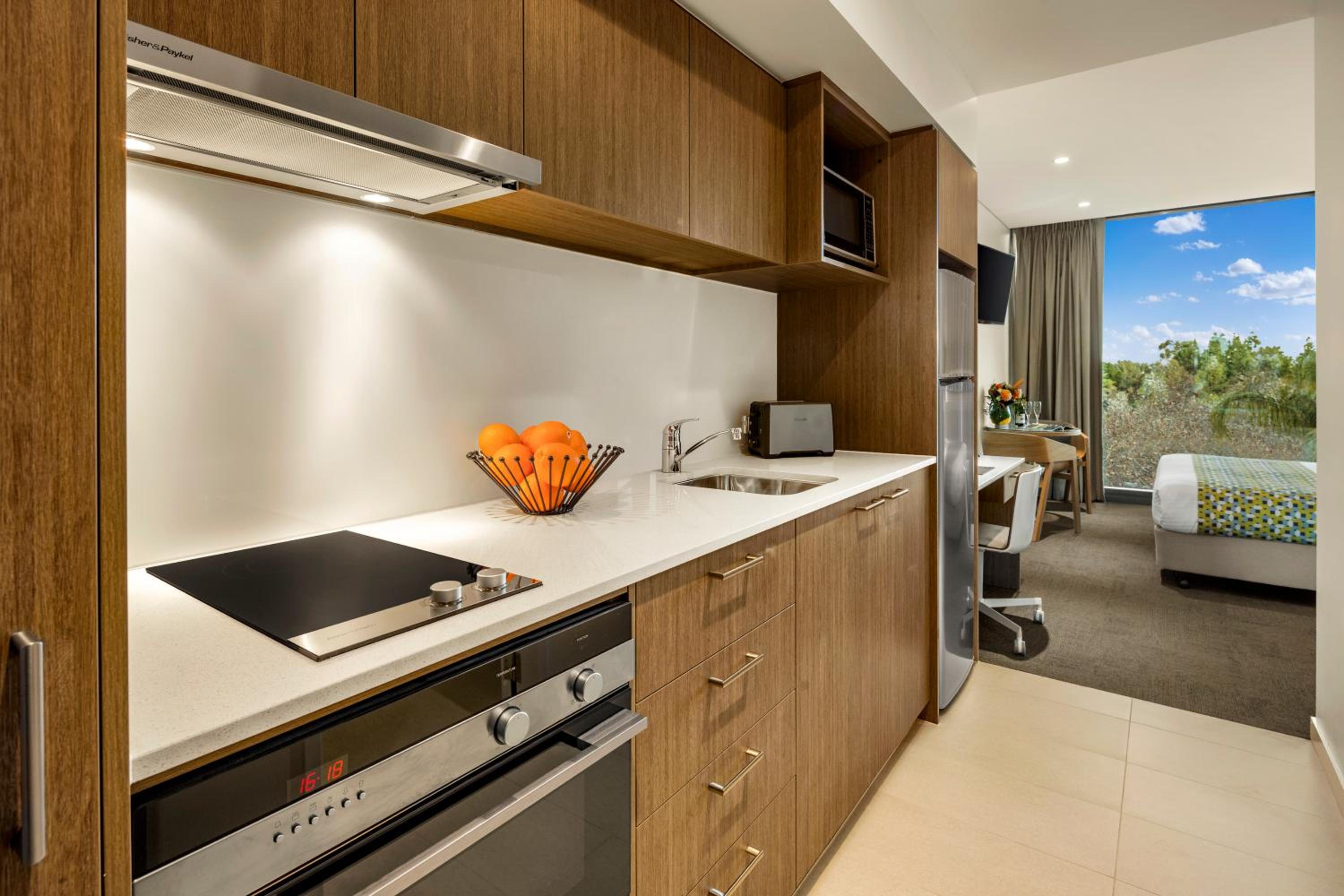 Two-Bedroom Apartment - Interconnecting thumbnail 6