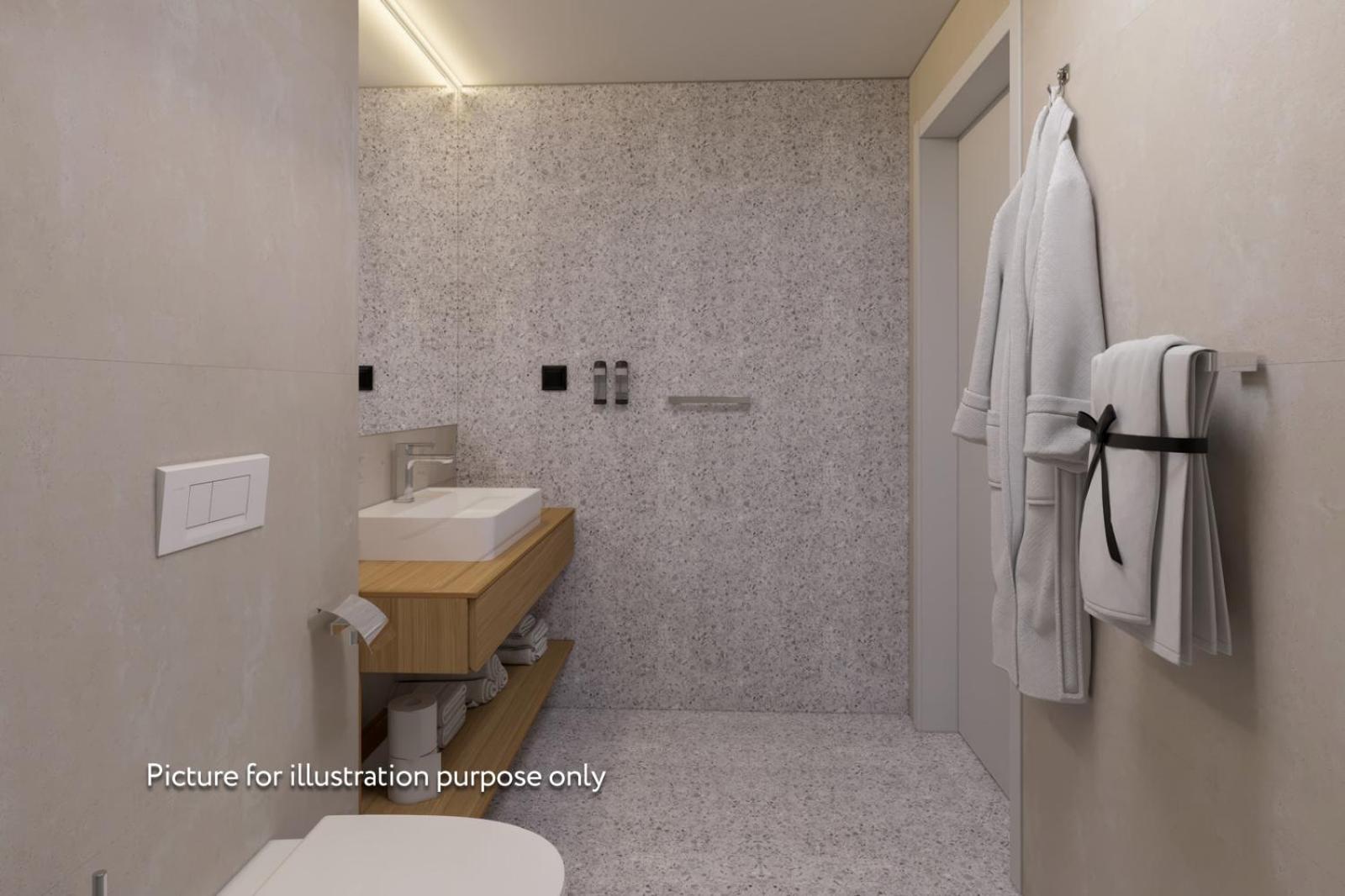 Classic Room with Balcony - Park Side photo 2