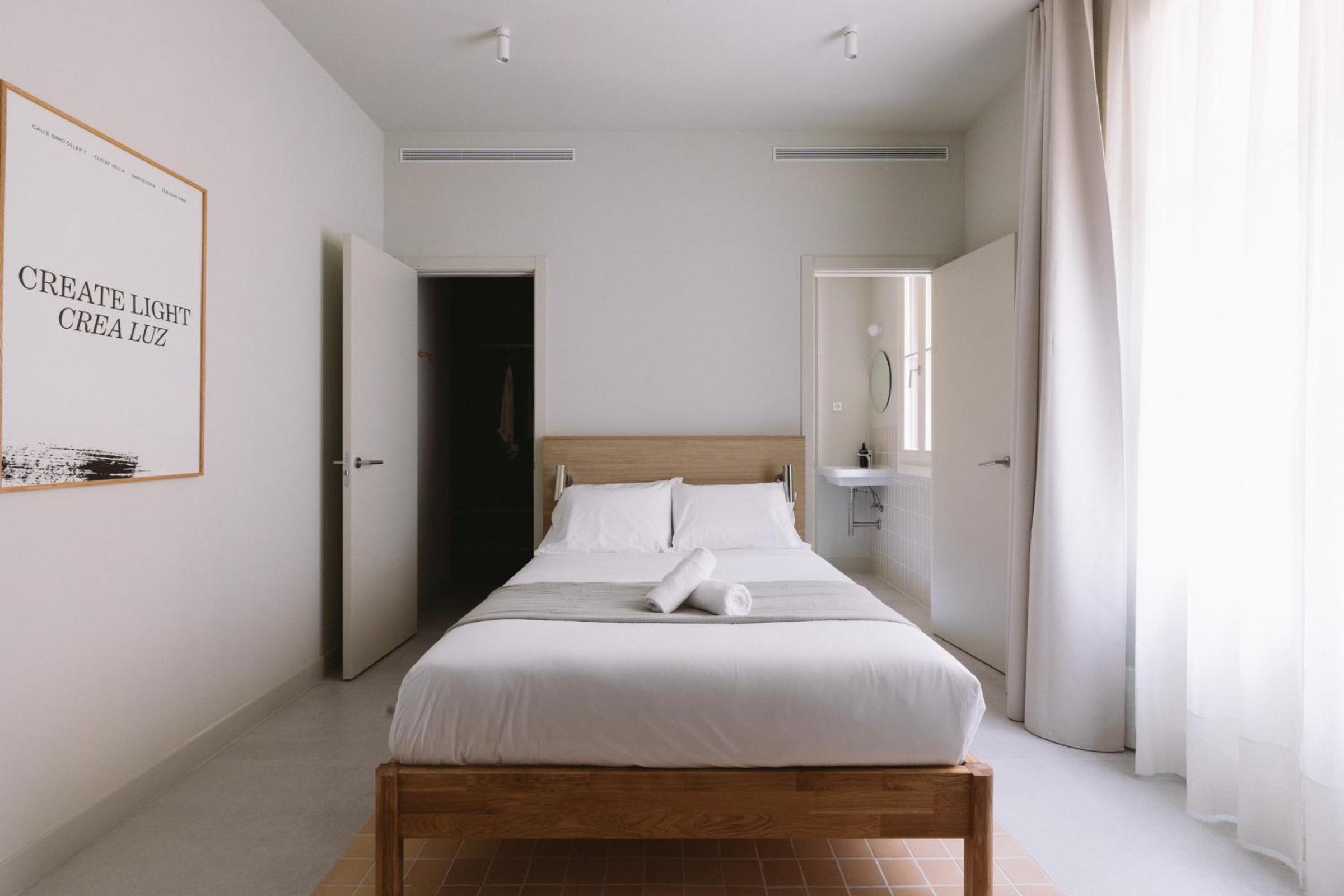 Large Double Room photo 3