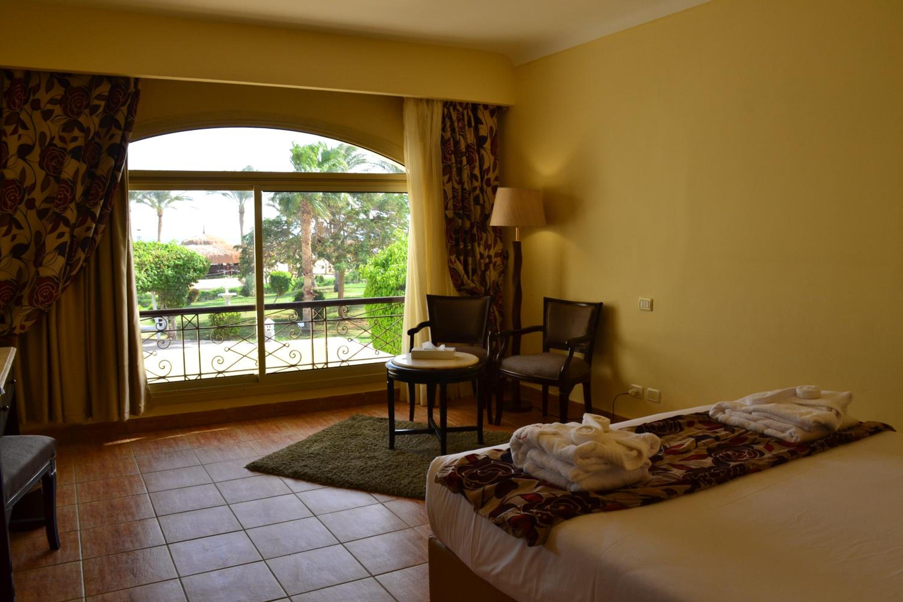 Royal Family 2 Bed Rooms