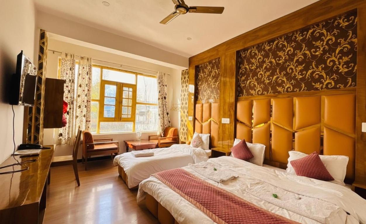 Superior Triple Room - Photo 1