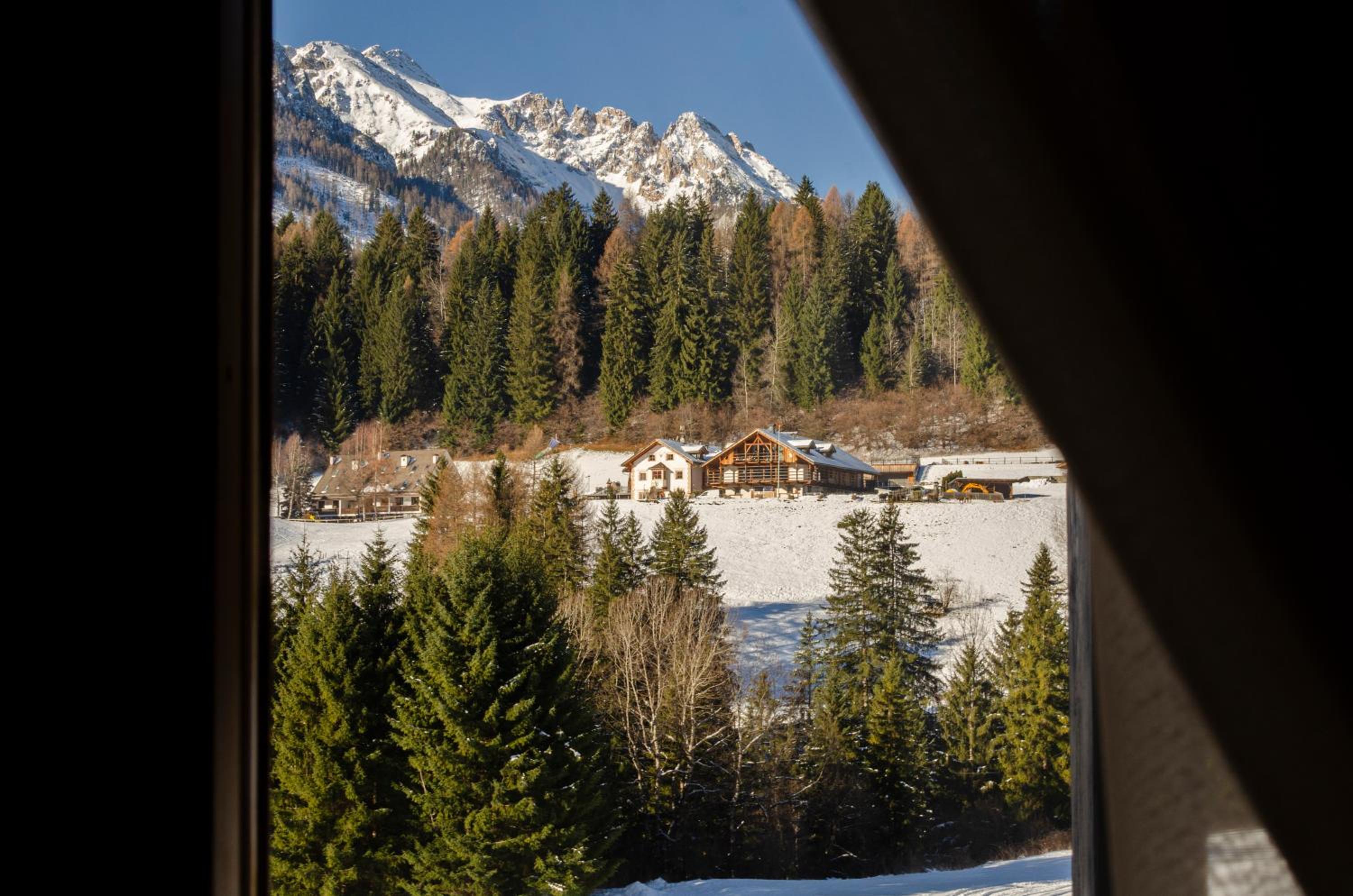 Triple Room with Mountain View