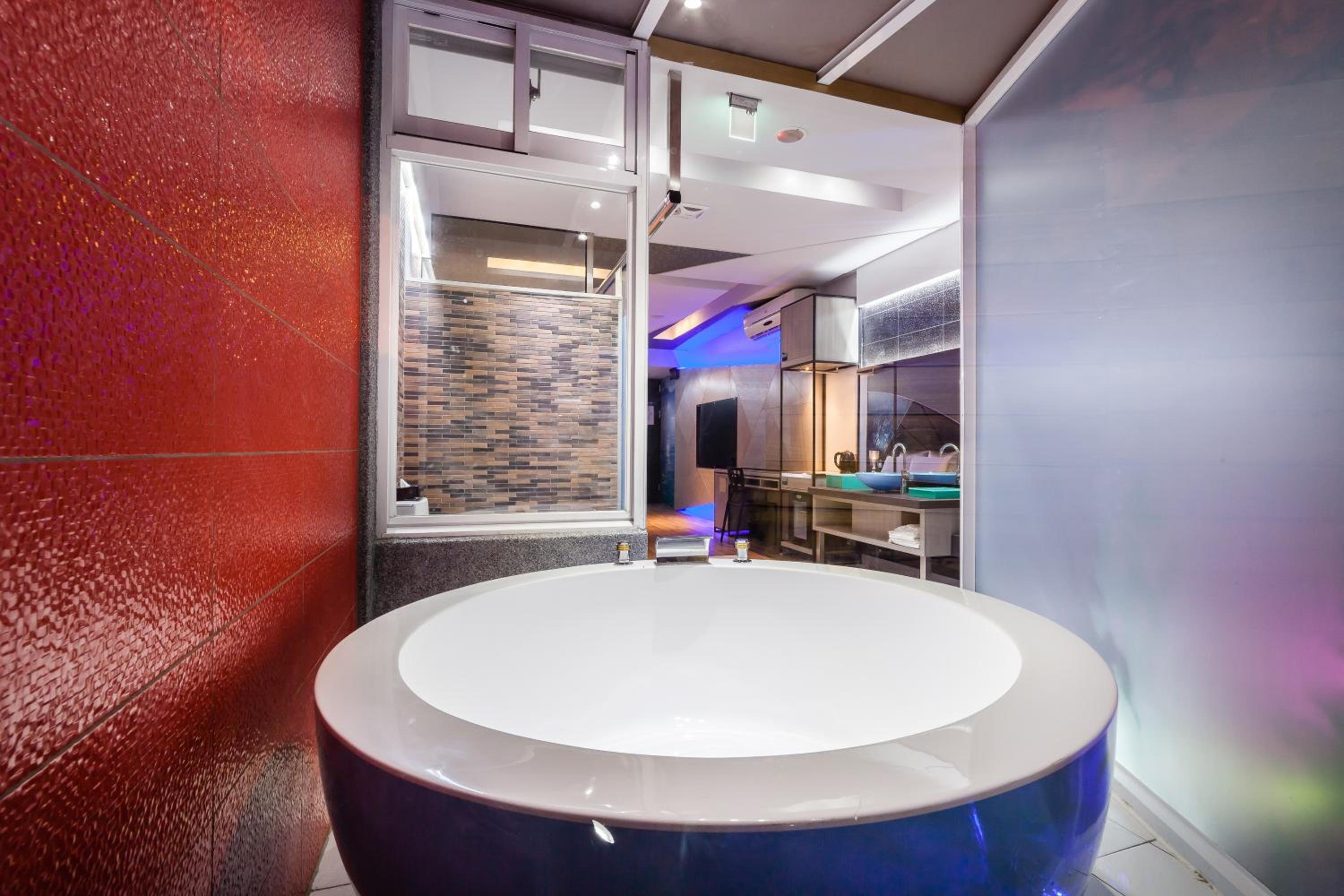 Quadruple Room with Bath photo 2