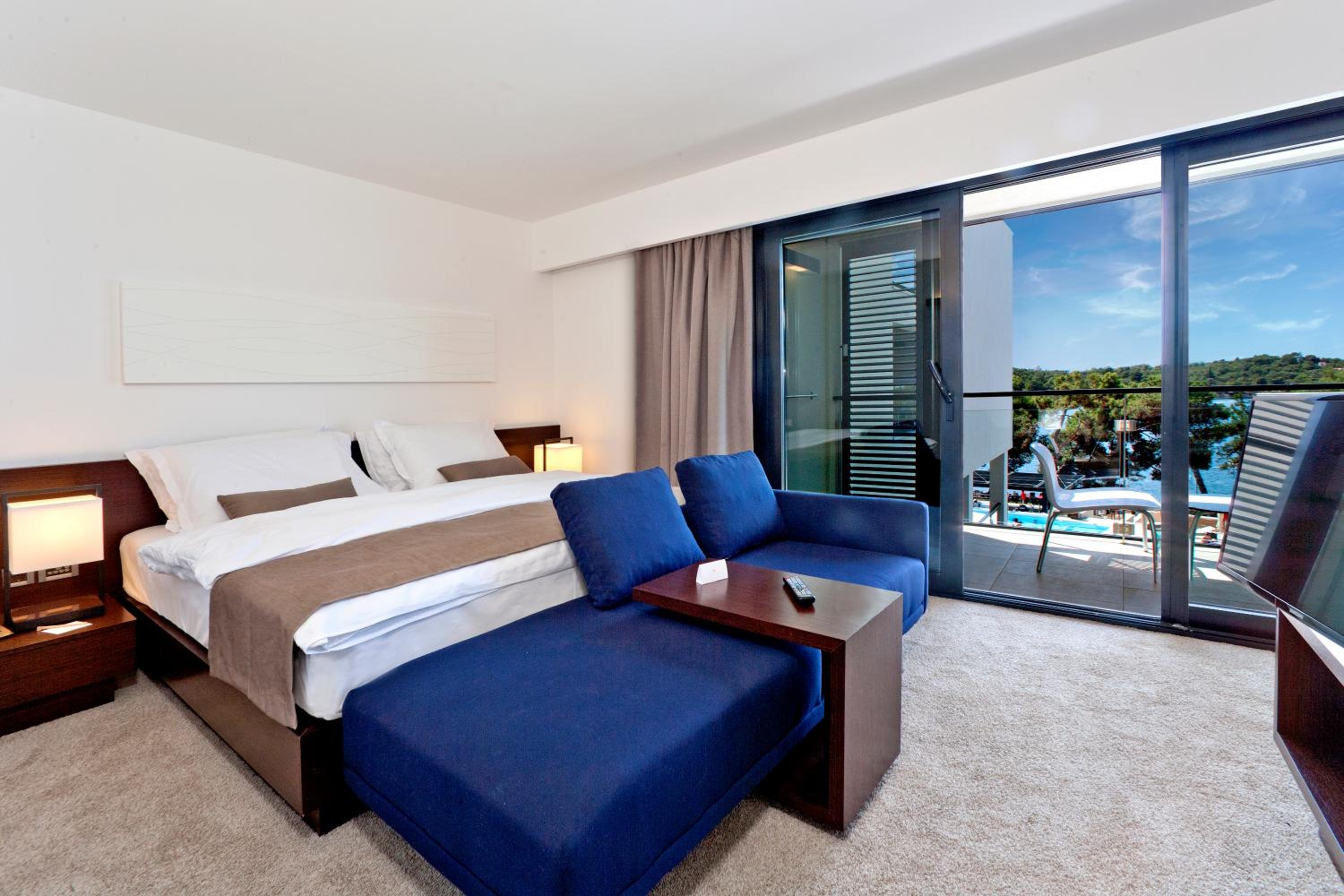 Premium Room with Balcony and Sea View