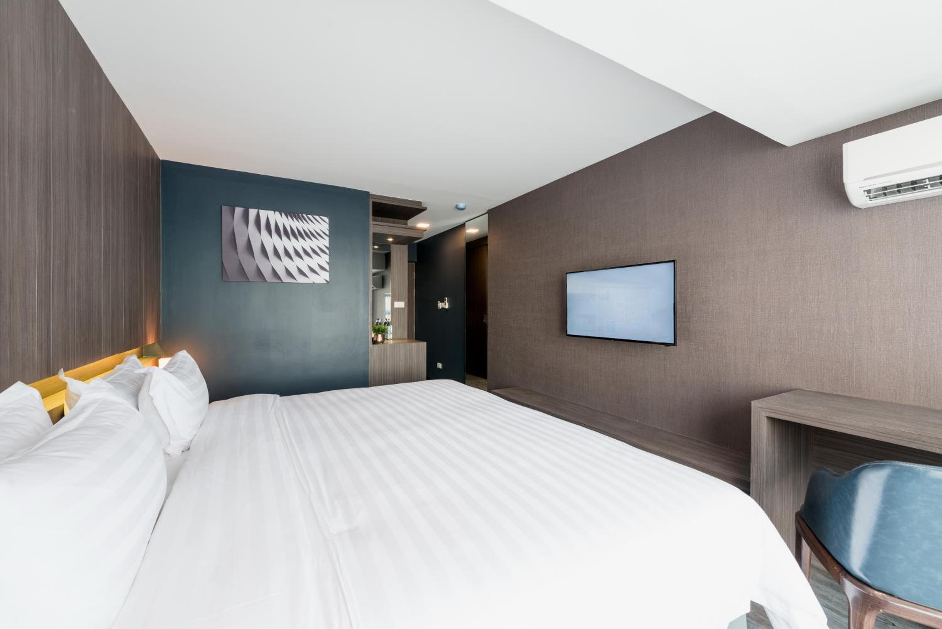 Deluxe Double Room photo 2