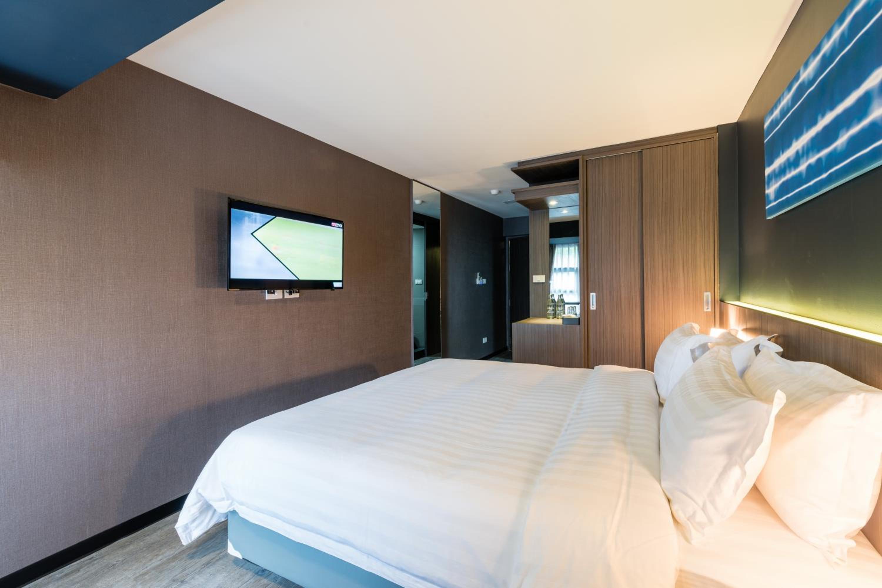 Economy Double Room photo 3