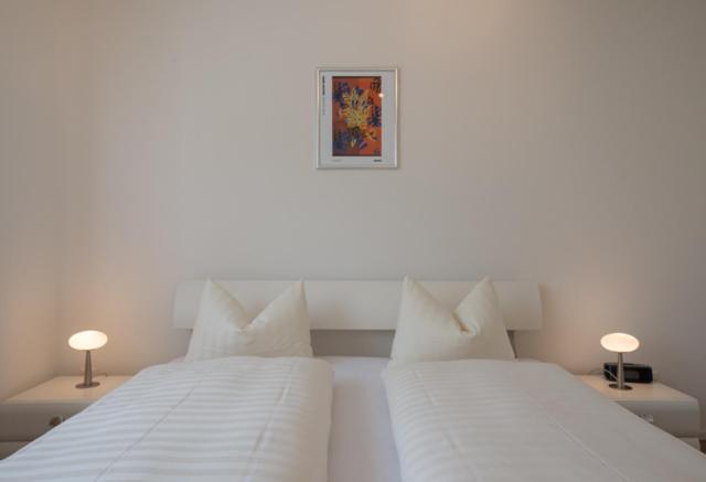 Apartment with Mountain View photo 3