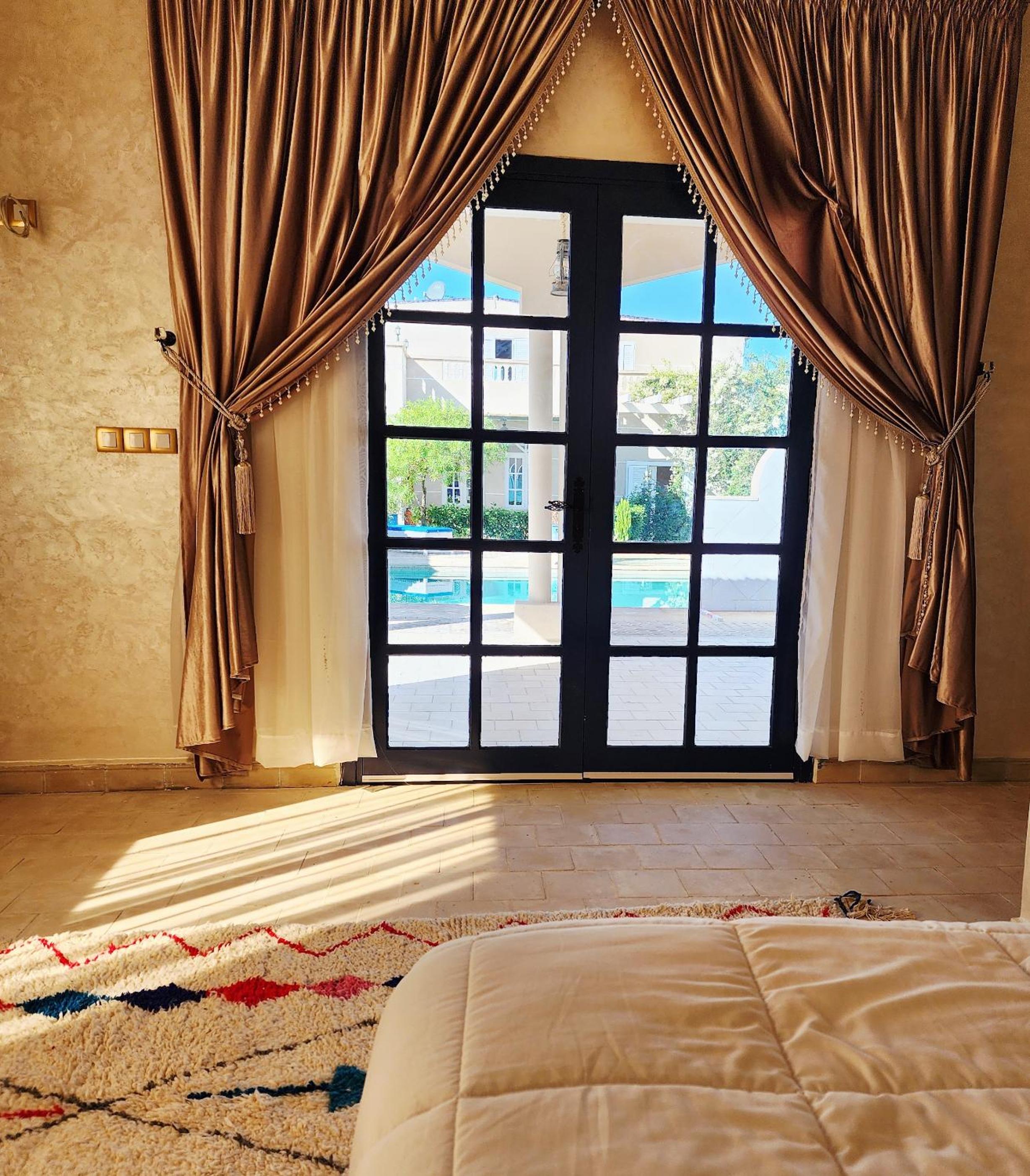 Twin Room with Pool View photo 1