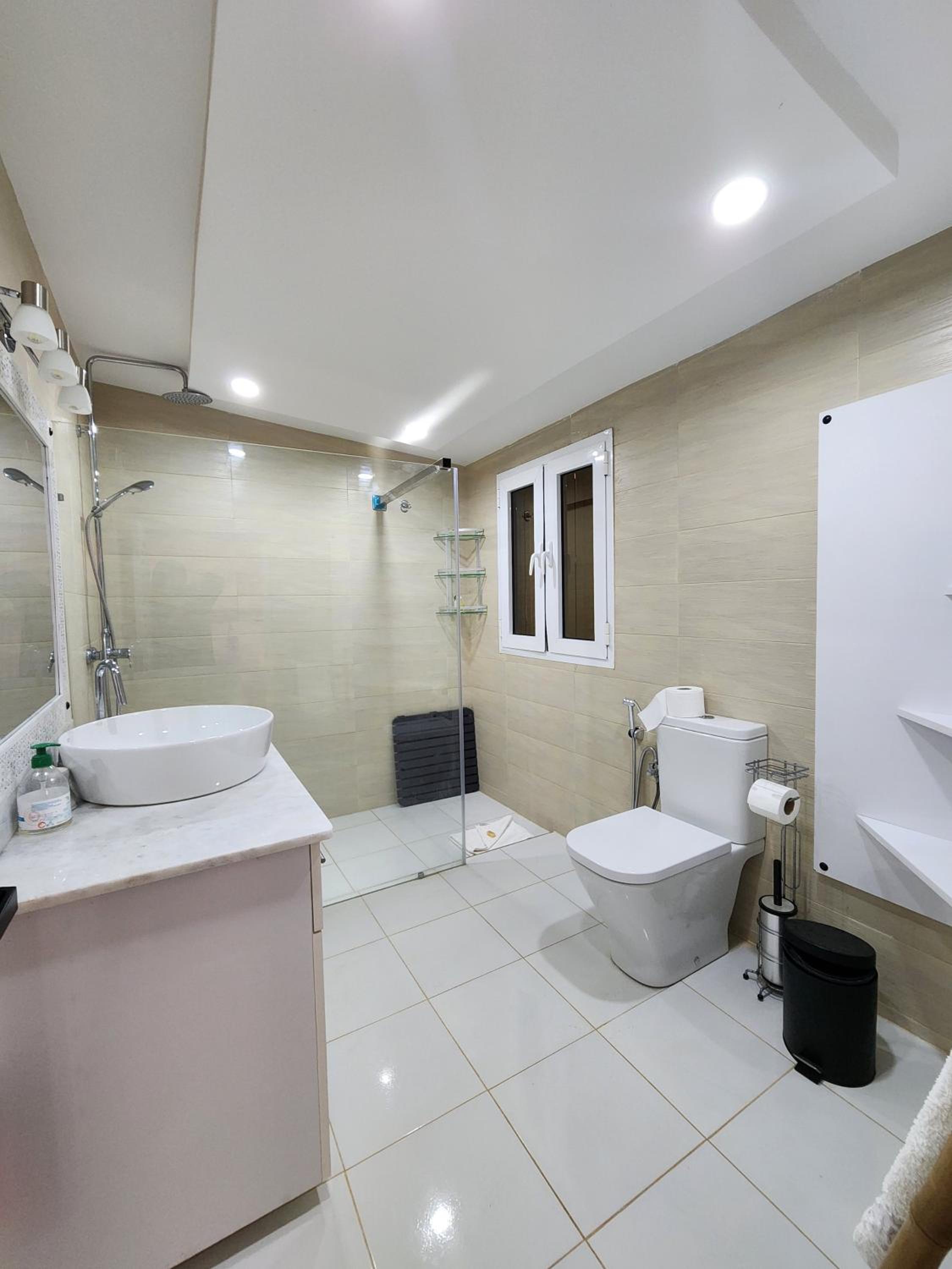 Deluxe Twin Room photo 3