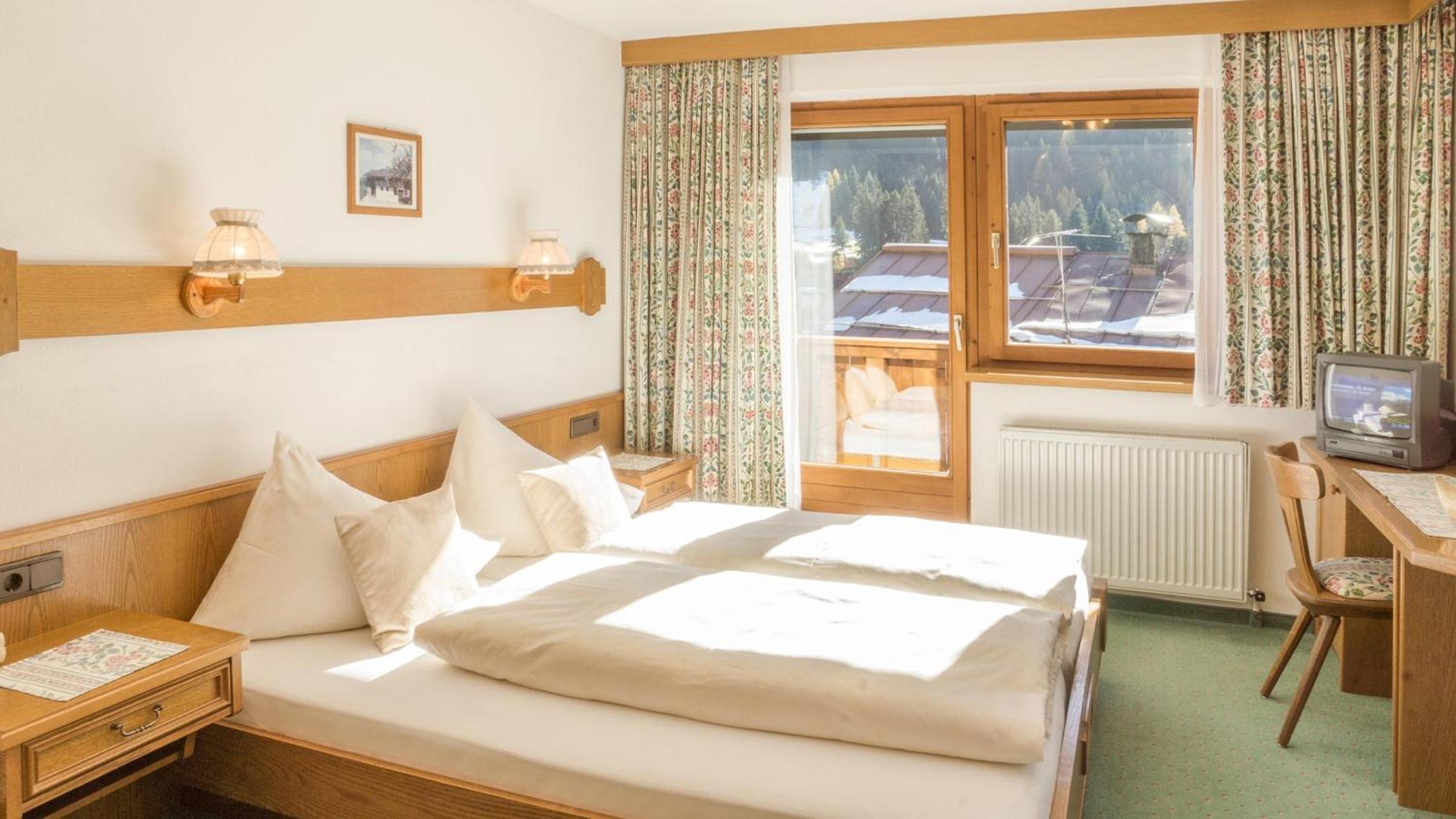 Double Room with Balcony photo 3