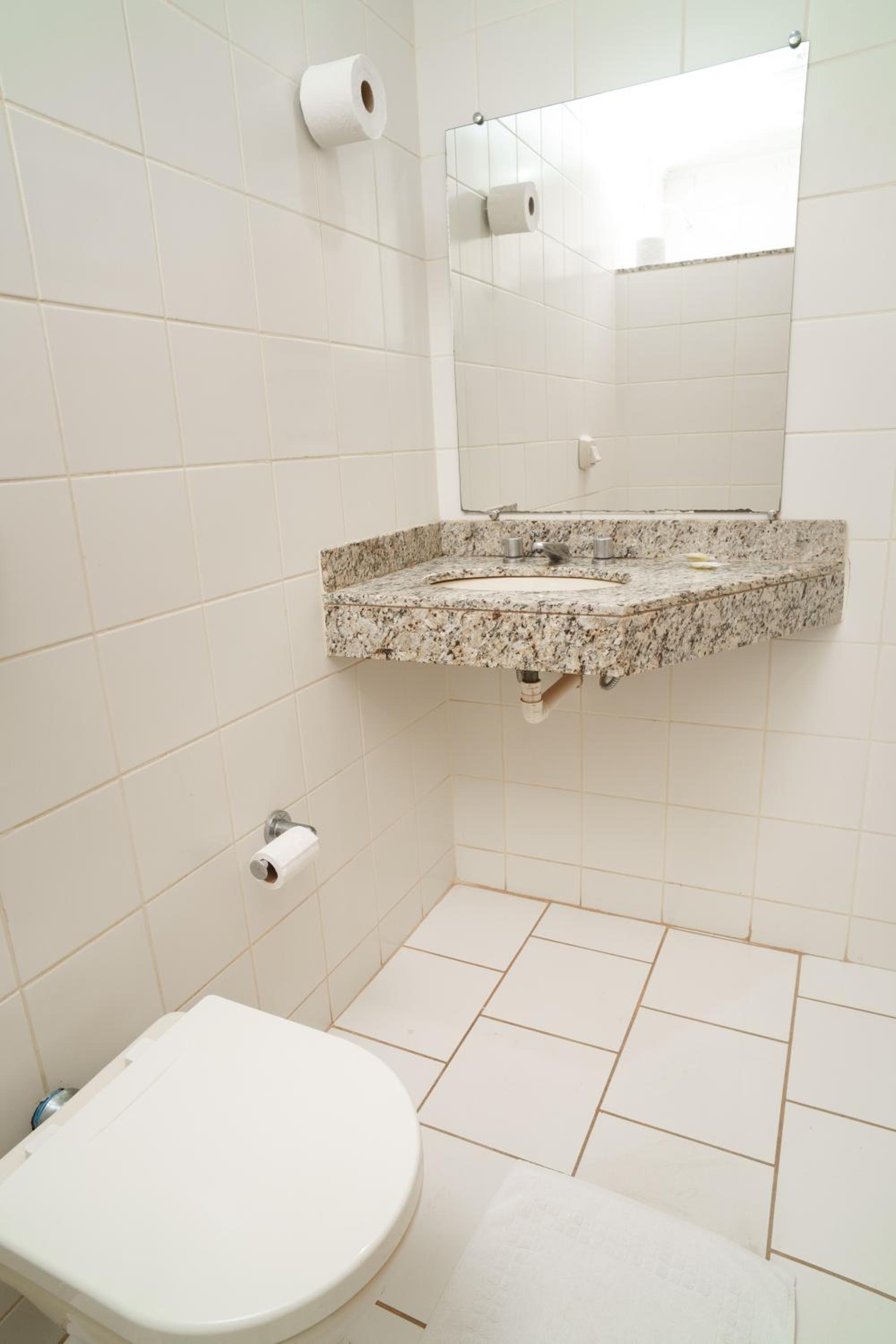 Basic Triple Room photo 3