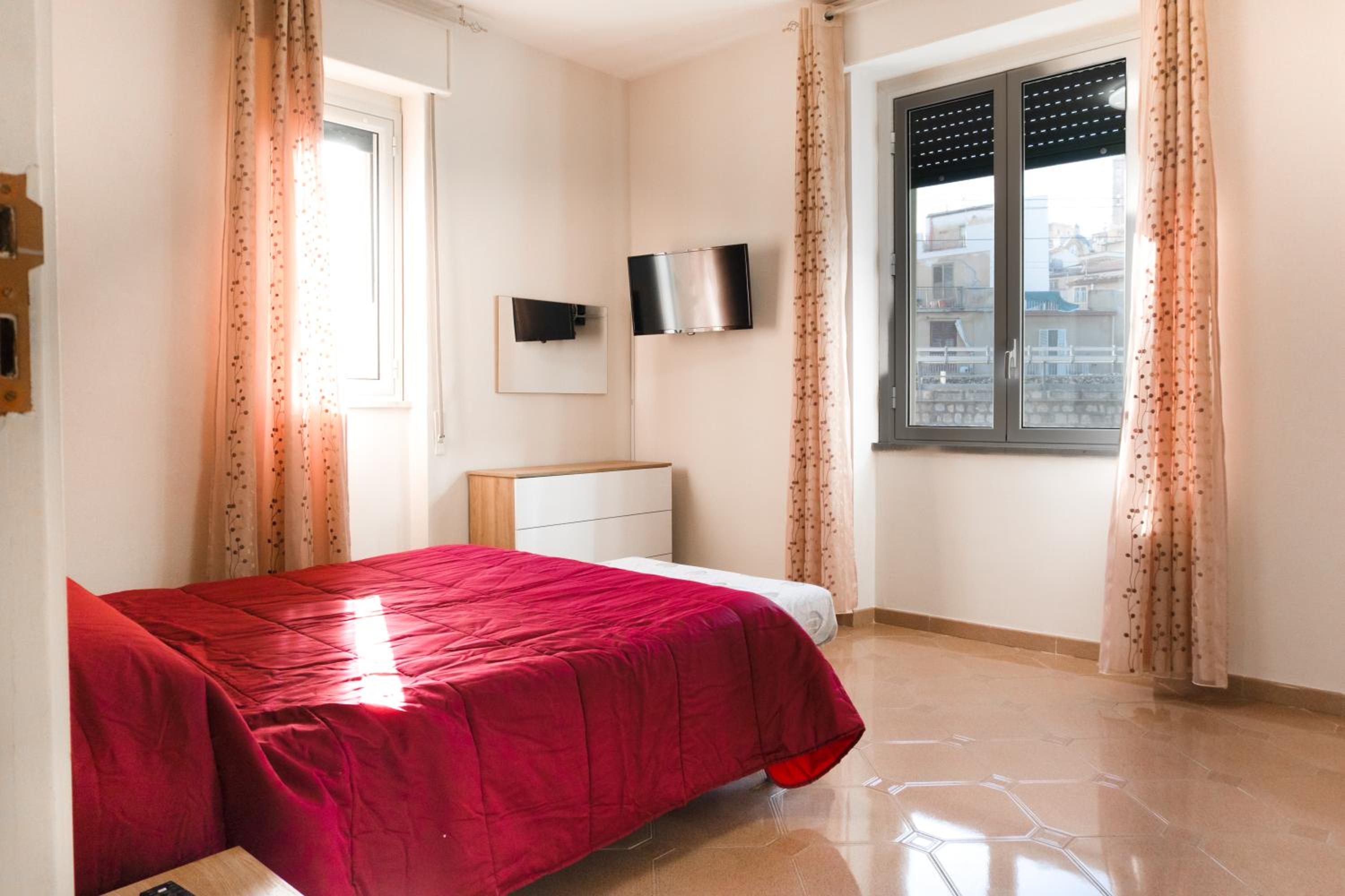 Three-Bedroom Apartment with Marina View