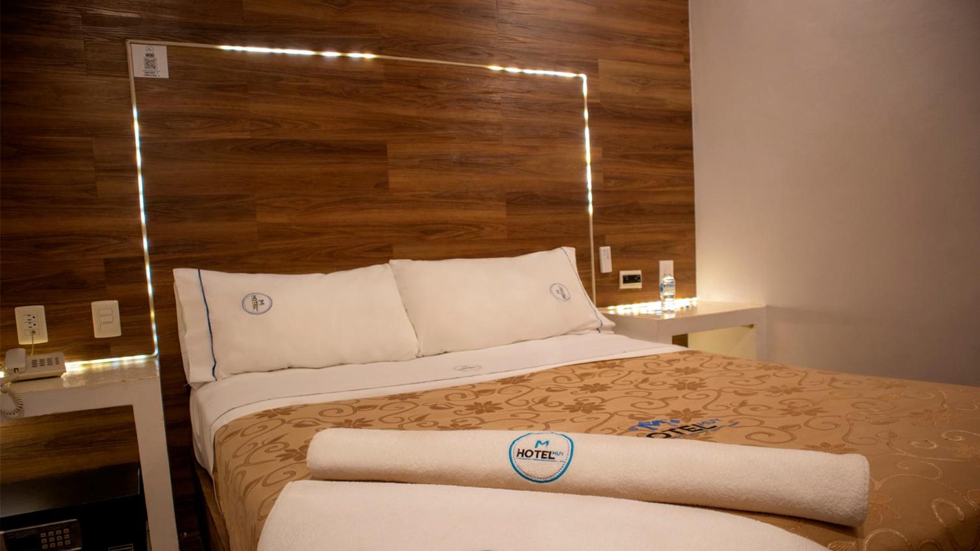 Budget Double Room photo 2