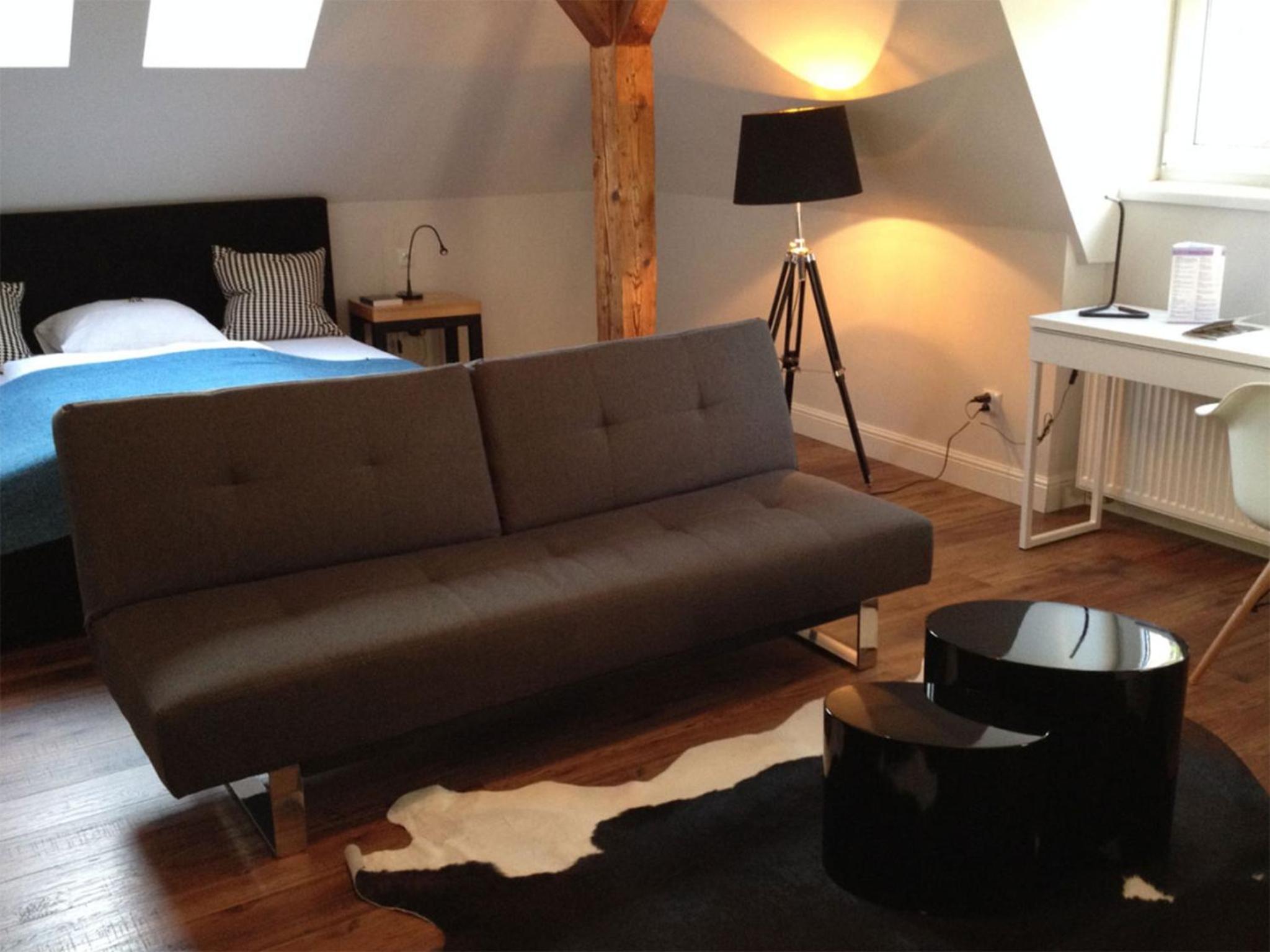 Deluxe Double Room with Shower - Photo 2
