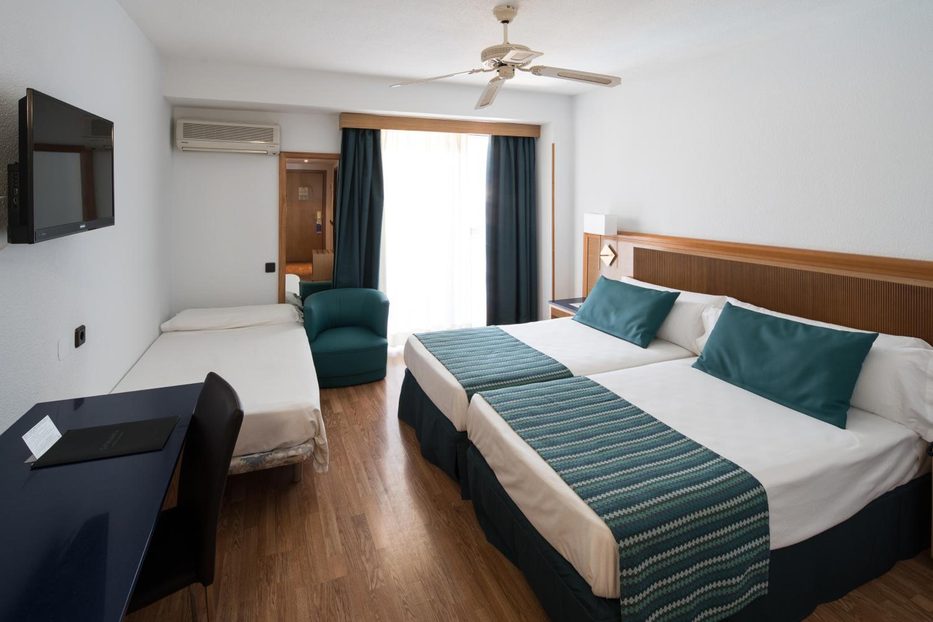 Triple Room (3 Adults) - Photo 4