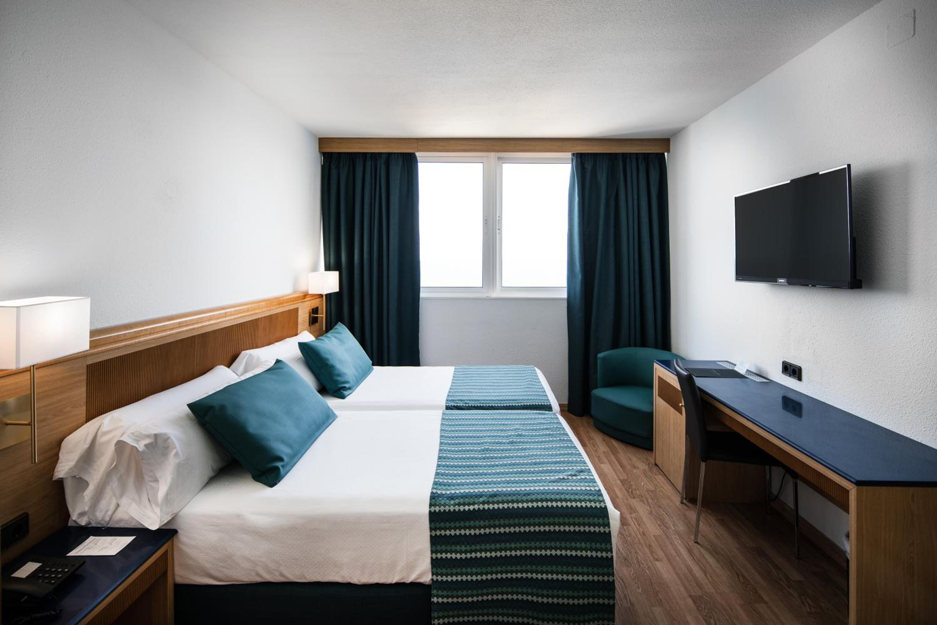 Double or Twin Room - Photo 1
