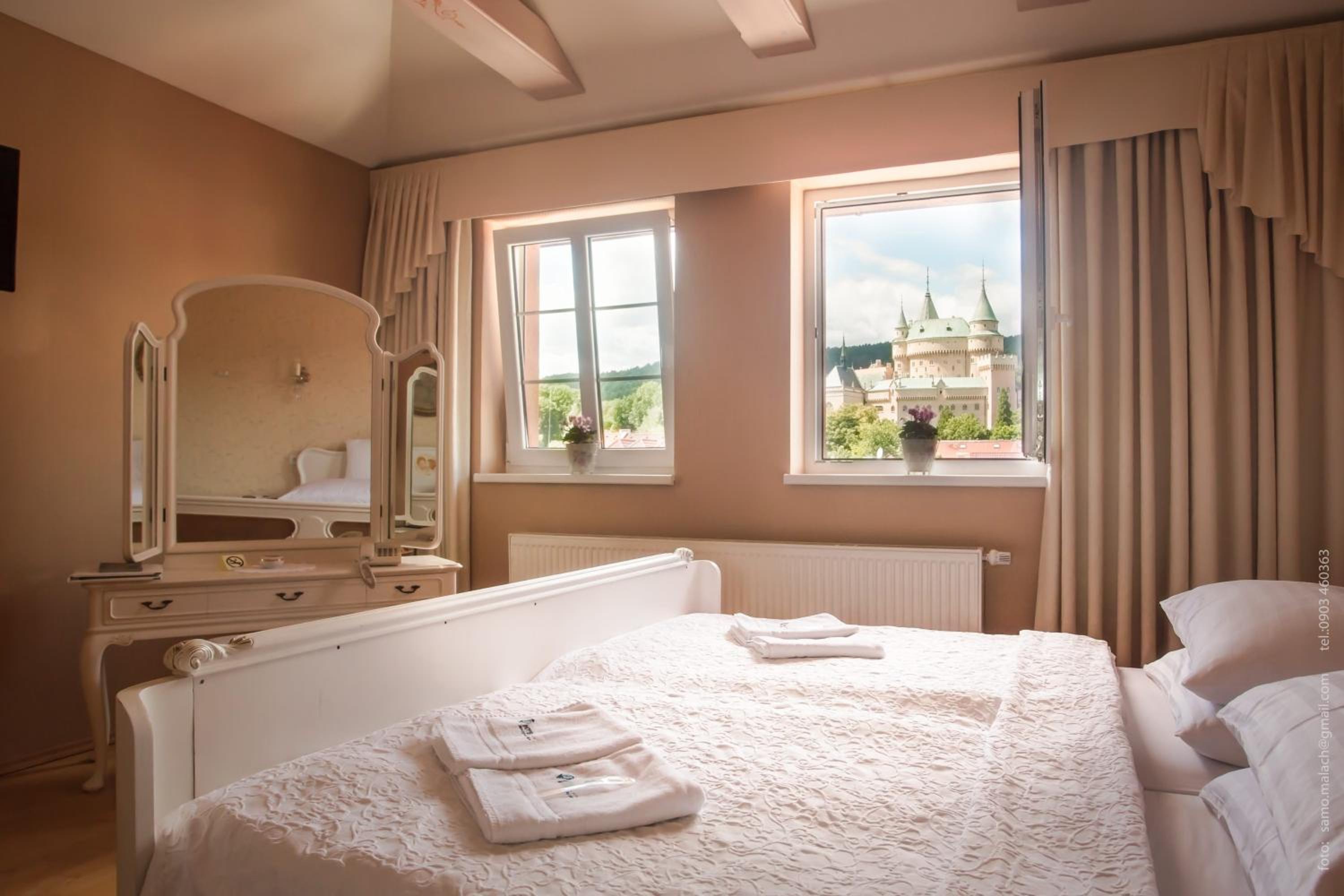 Deluxe Double Room photo 2