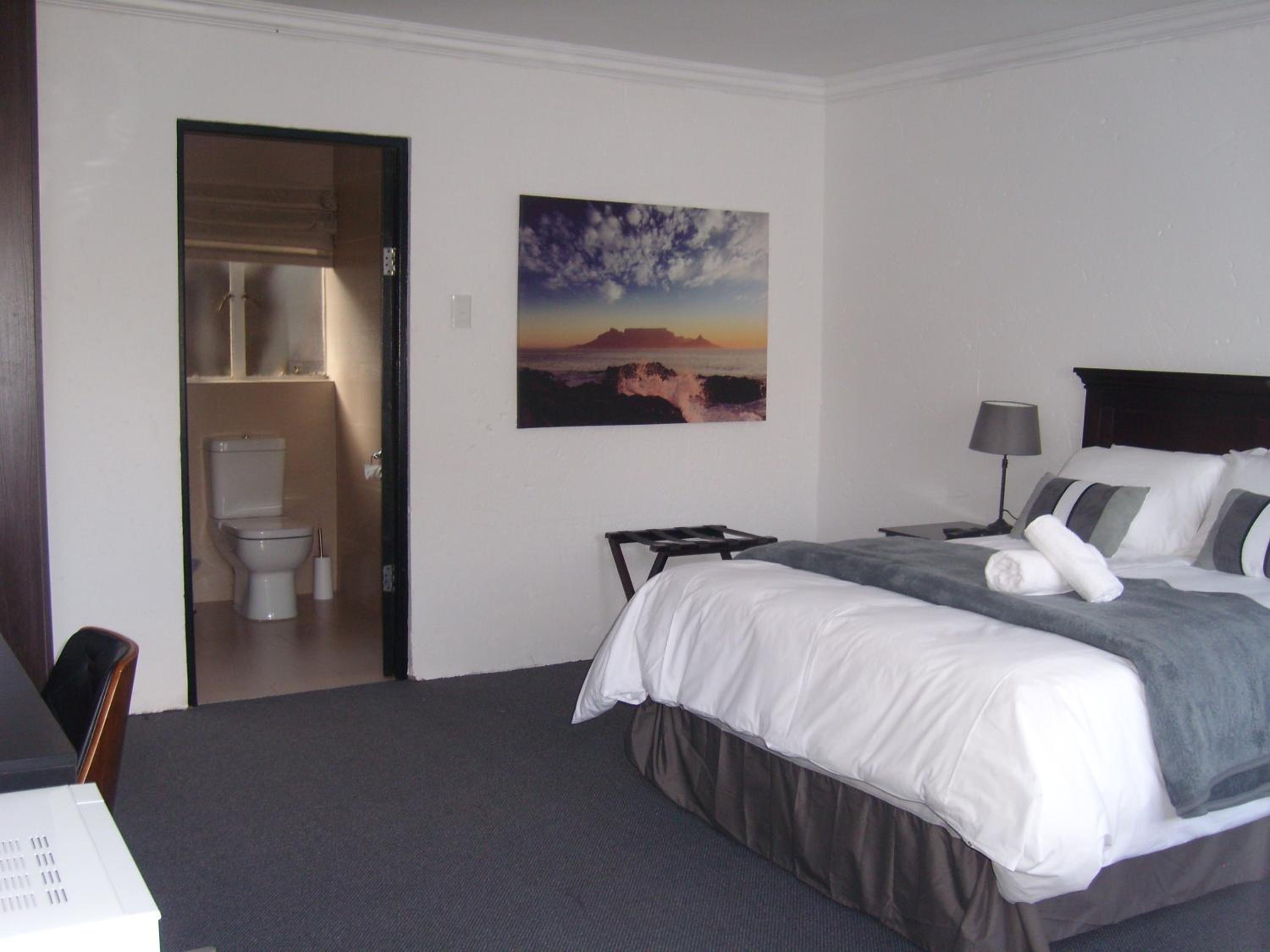 Standard Double Room with Shower photo 3