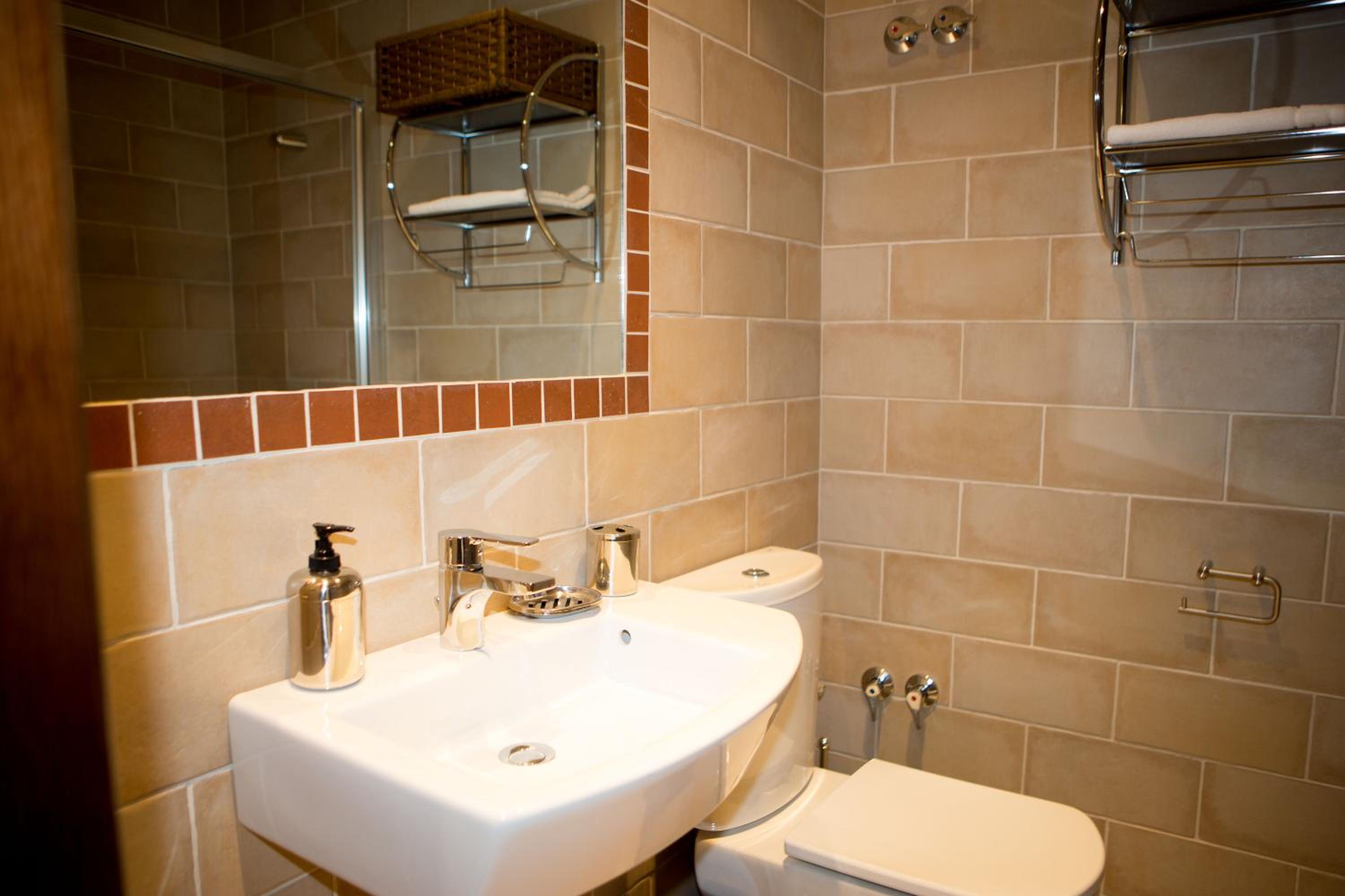 Three-Bedroom Apartment - Photo 8
