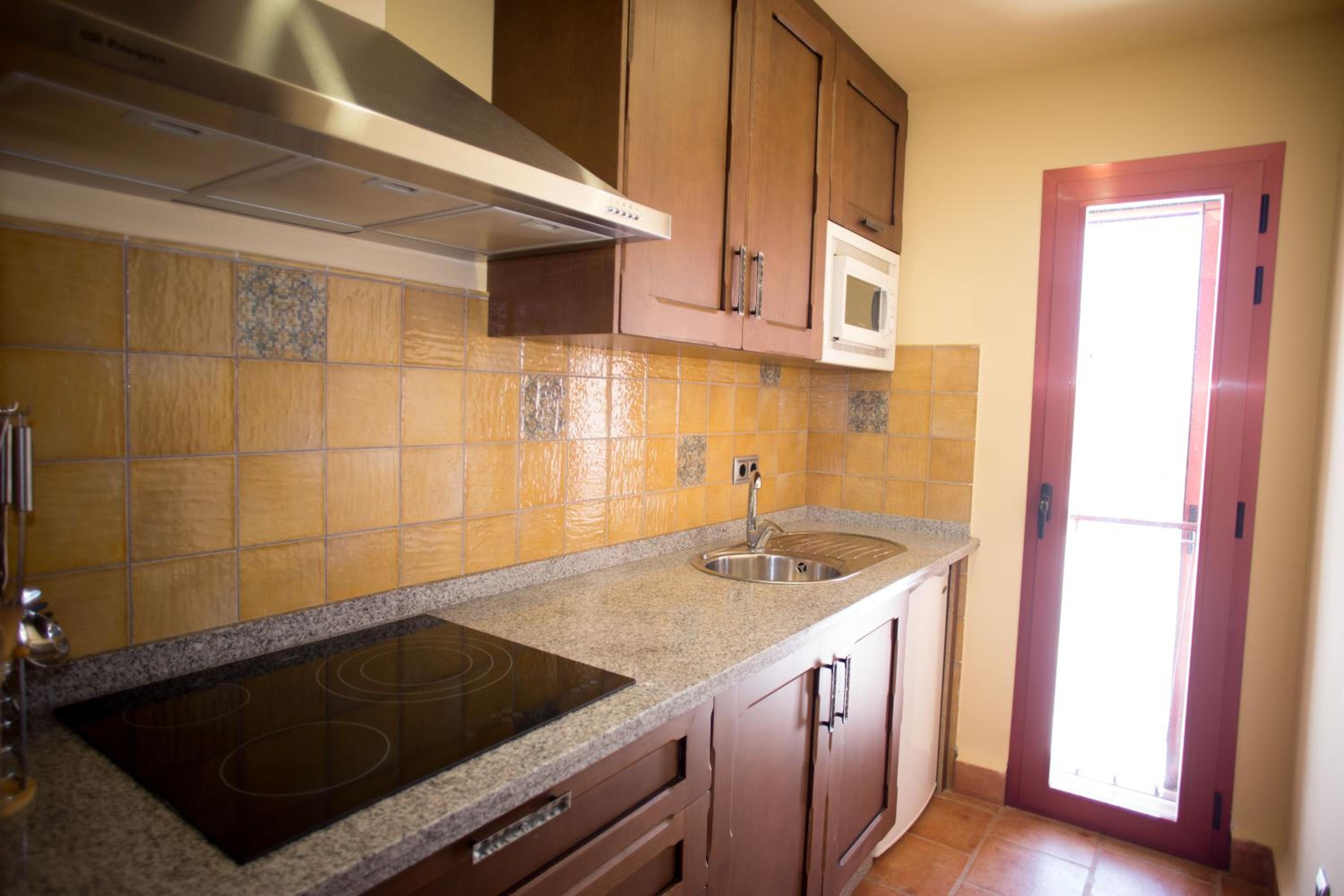 Three-Bedroom Apartment - Photo 22