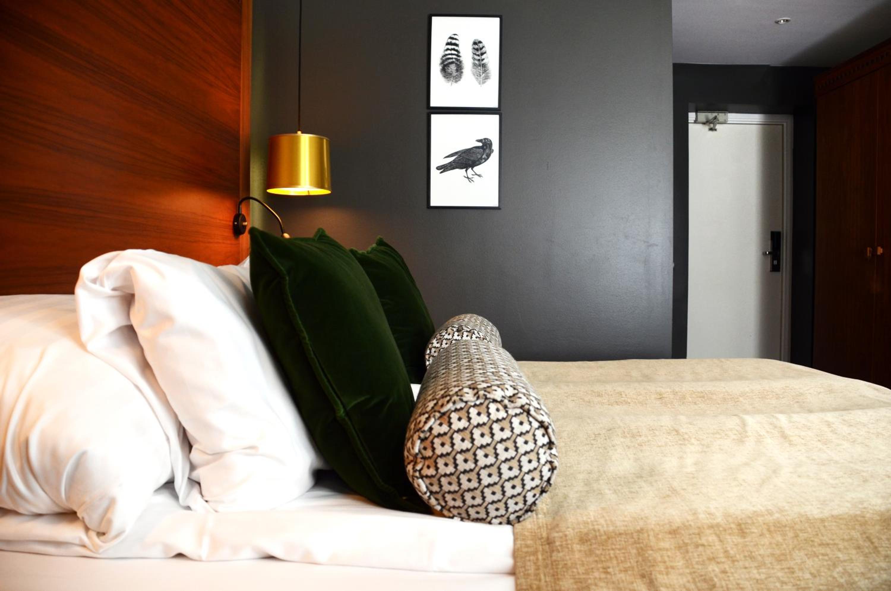 Standard Double Room - Photo 5
