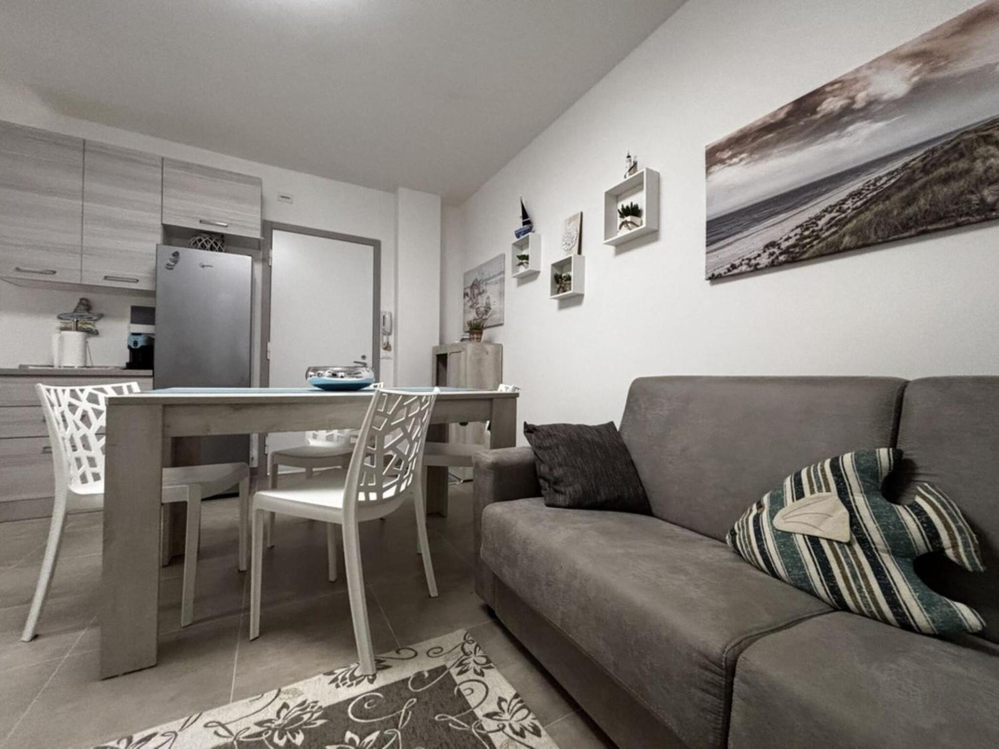 Apartment photo 3