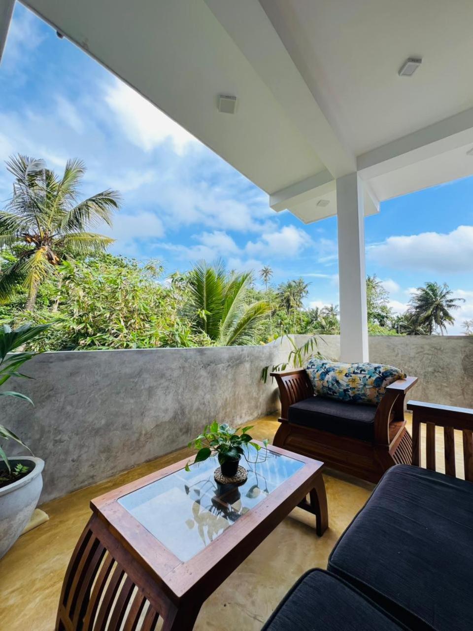 Deluxe Double Room with Balcony photo 3