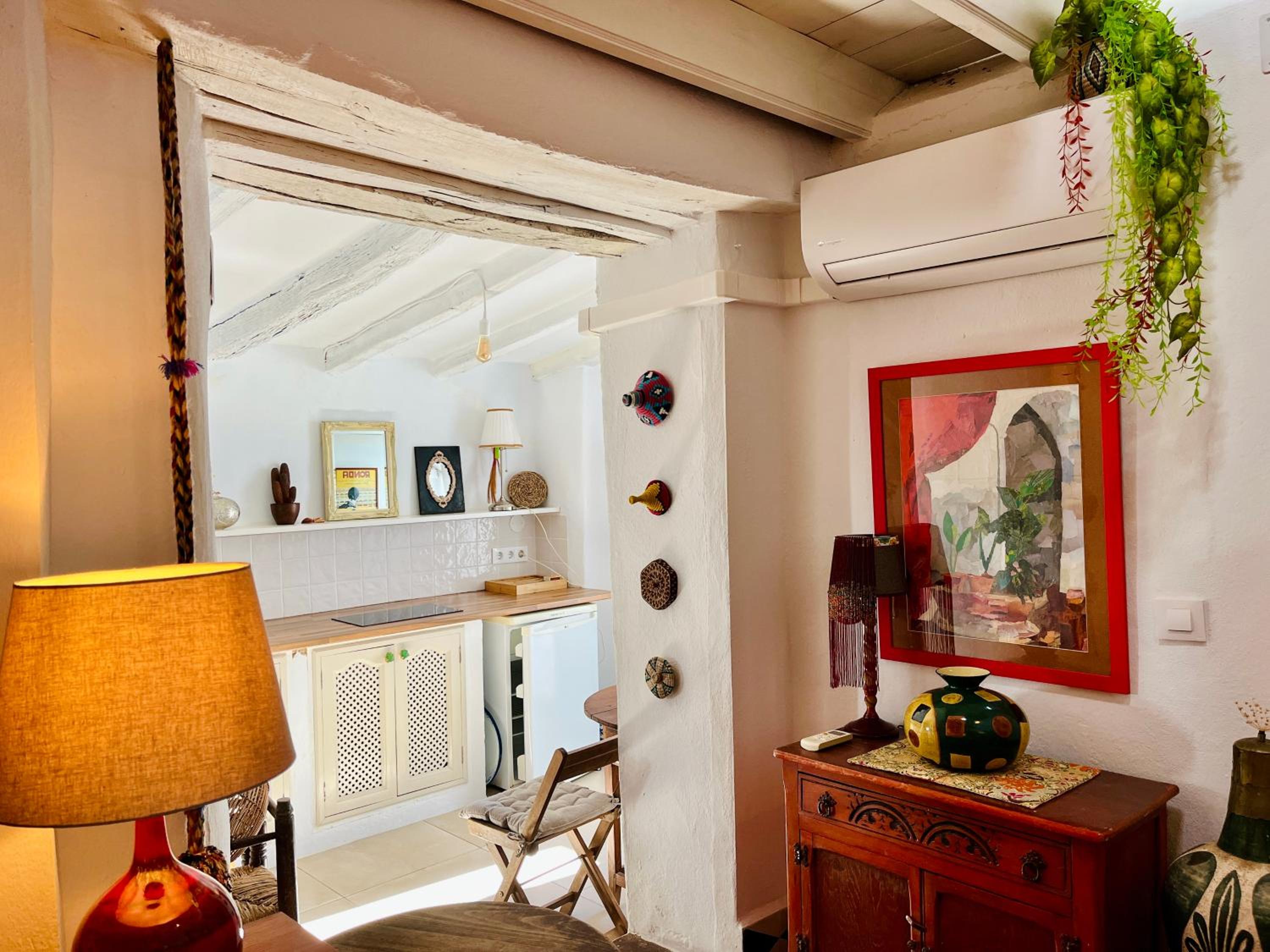 Studio - Split Level photo 2