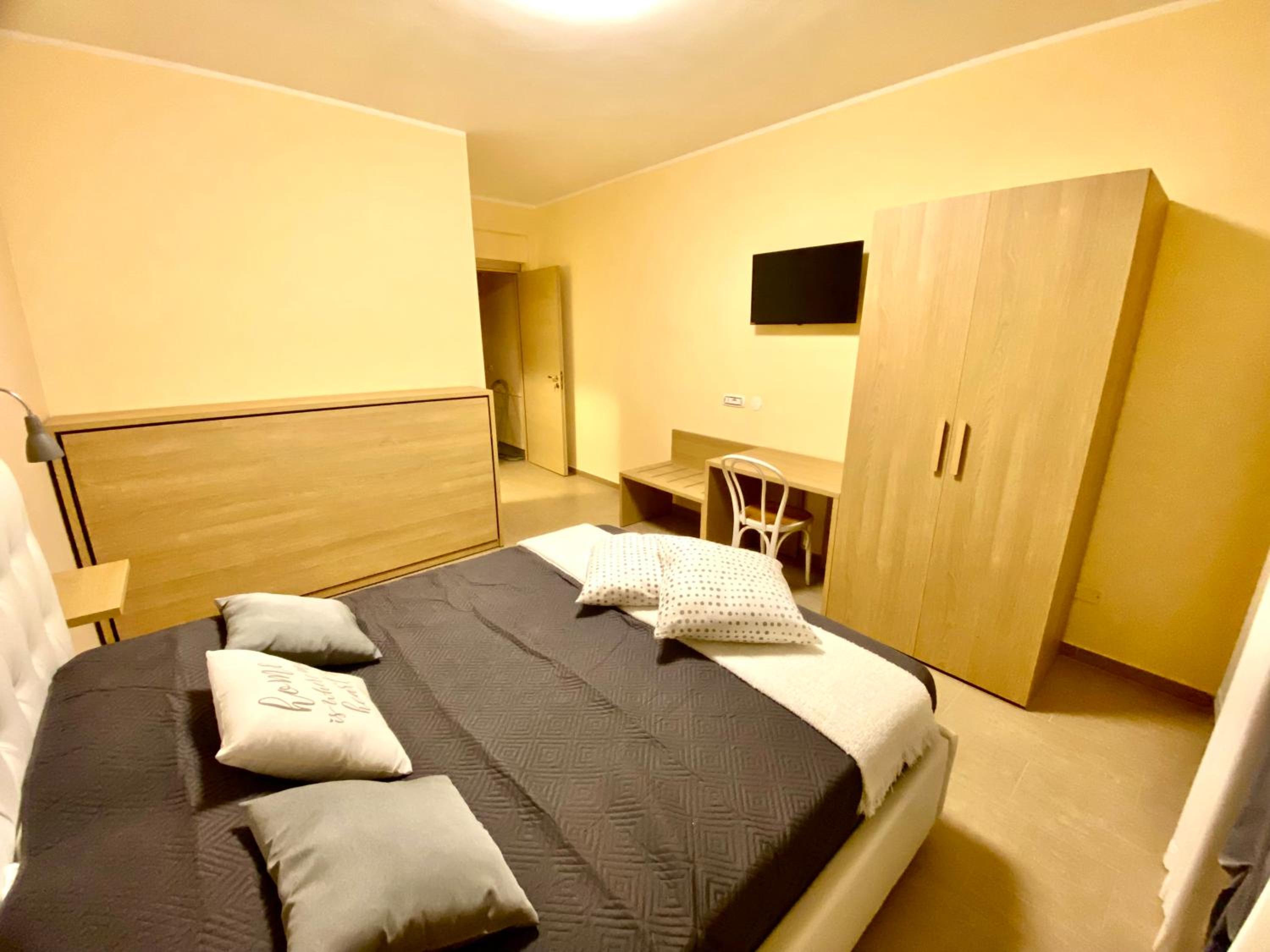 Triple Room with Private Bathroom photo 1