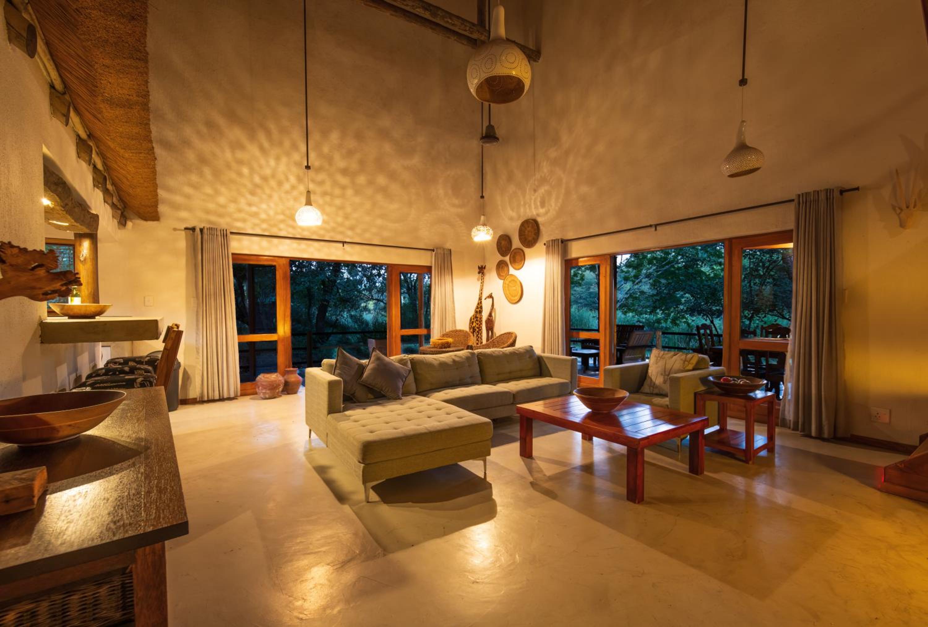 Three-Bedroom Villa photo 3