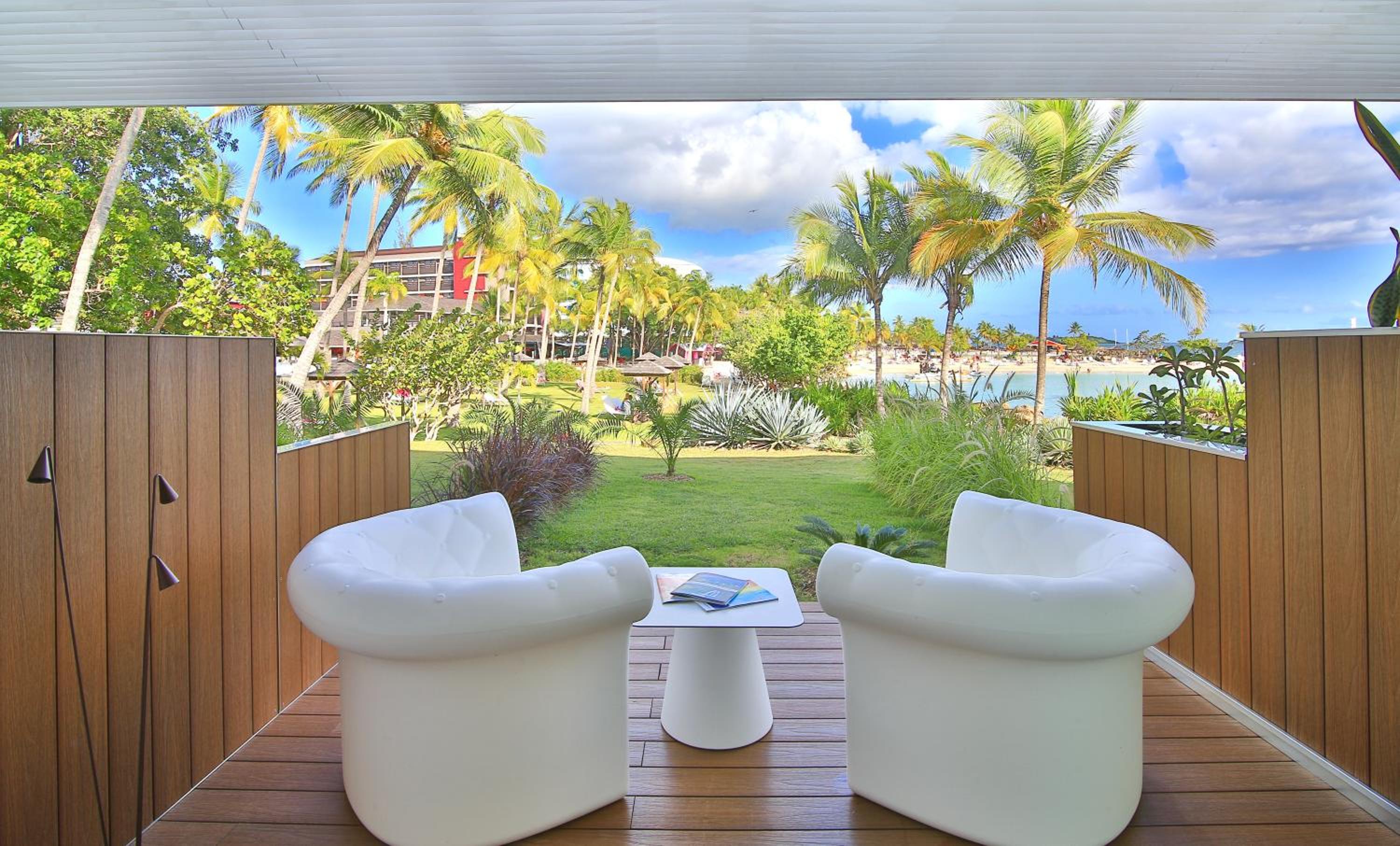 Sea View Room with King size Bed and Beach Terrace - Photo 2