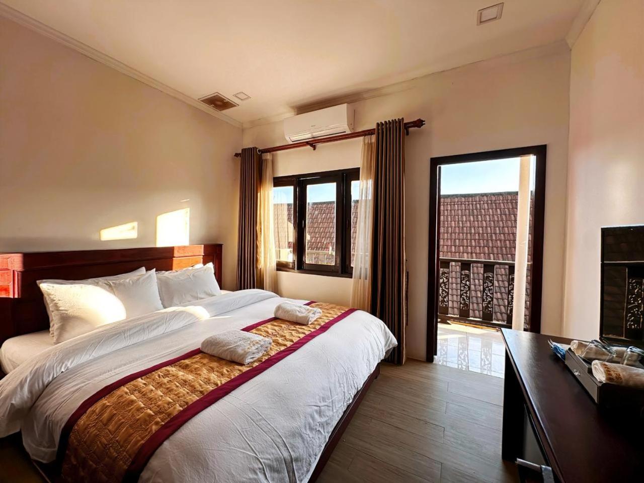 Double Room with Balcony photo 2