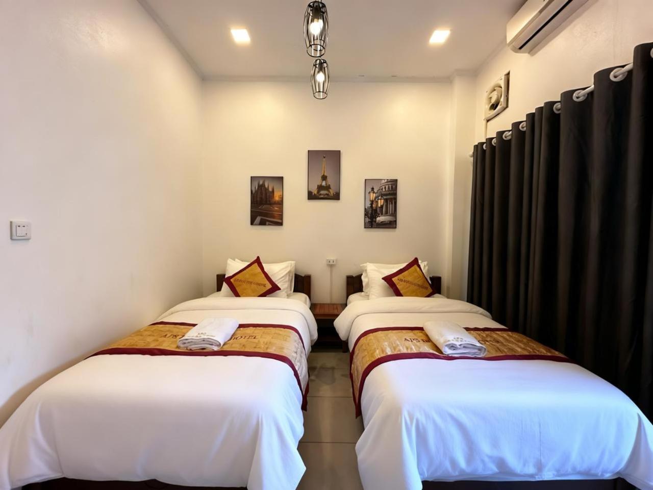 Standard Twin Room photo 2