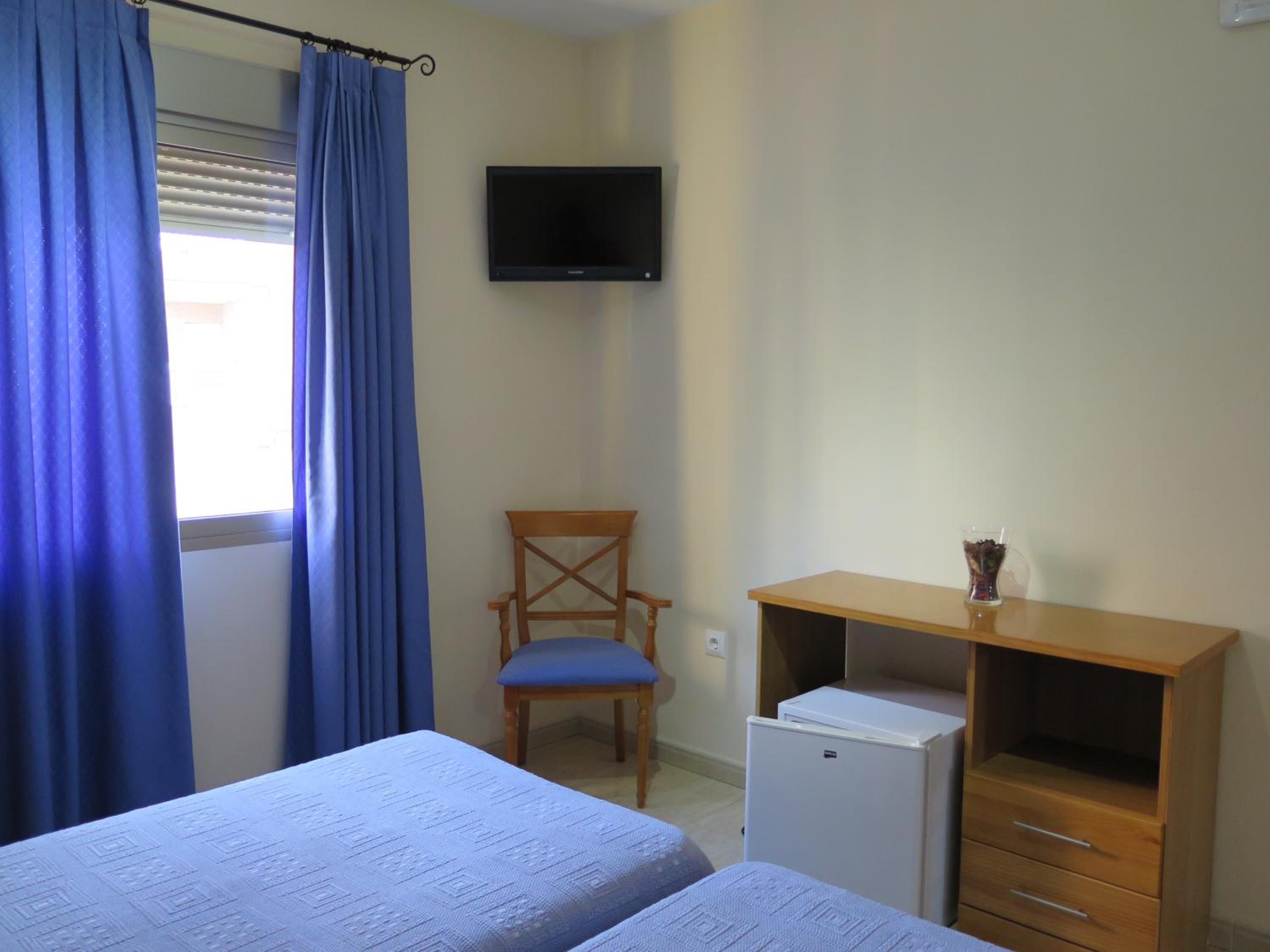 Double or Twin Room photo 2