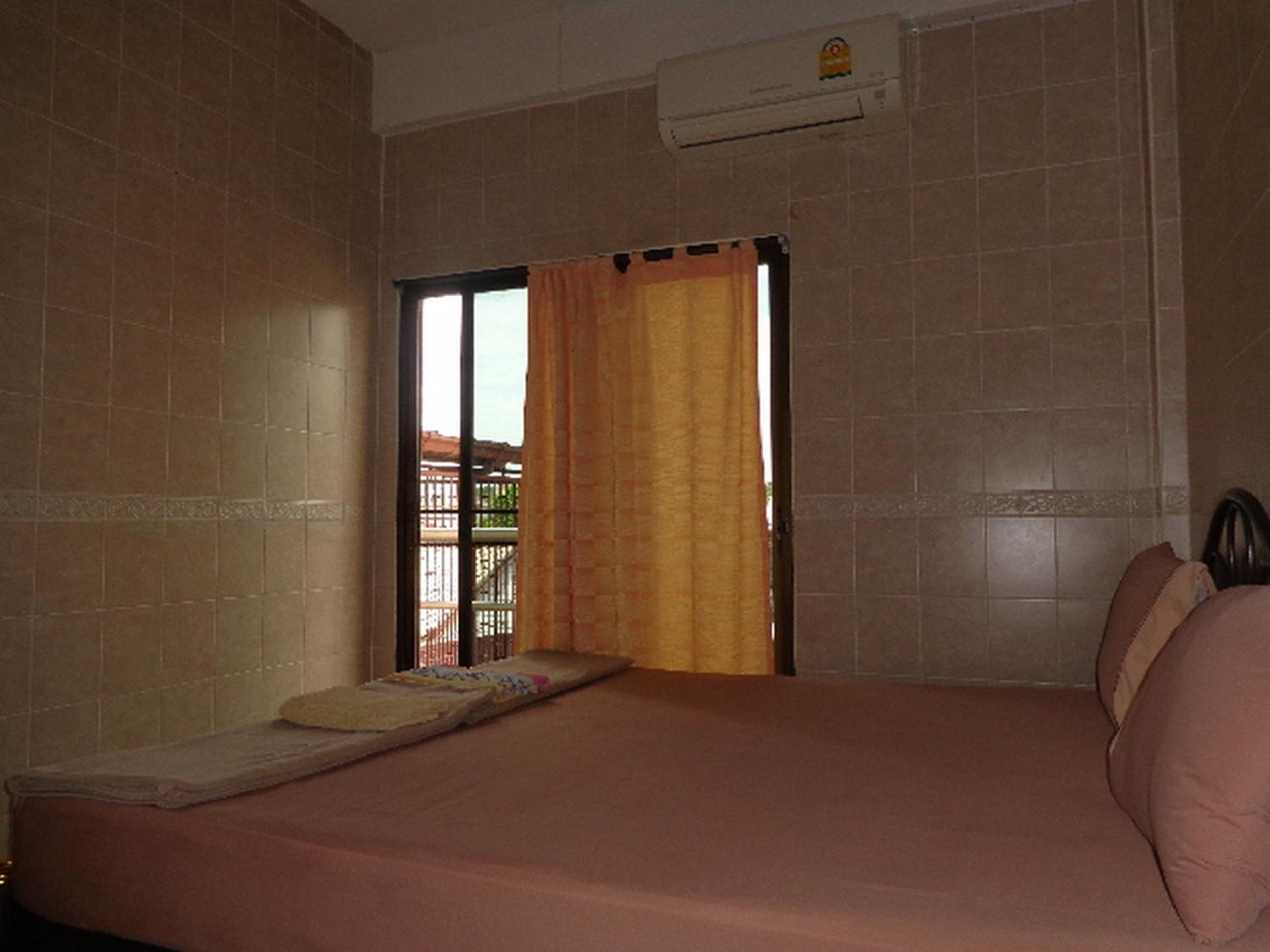 Deluxe King Room photo 3