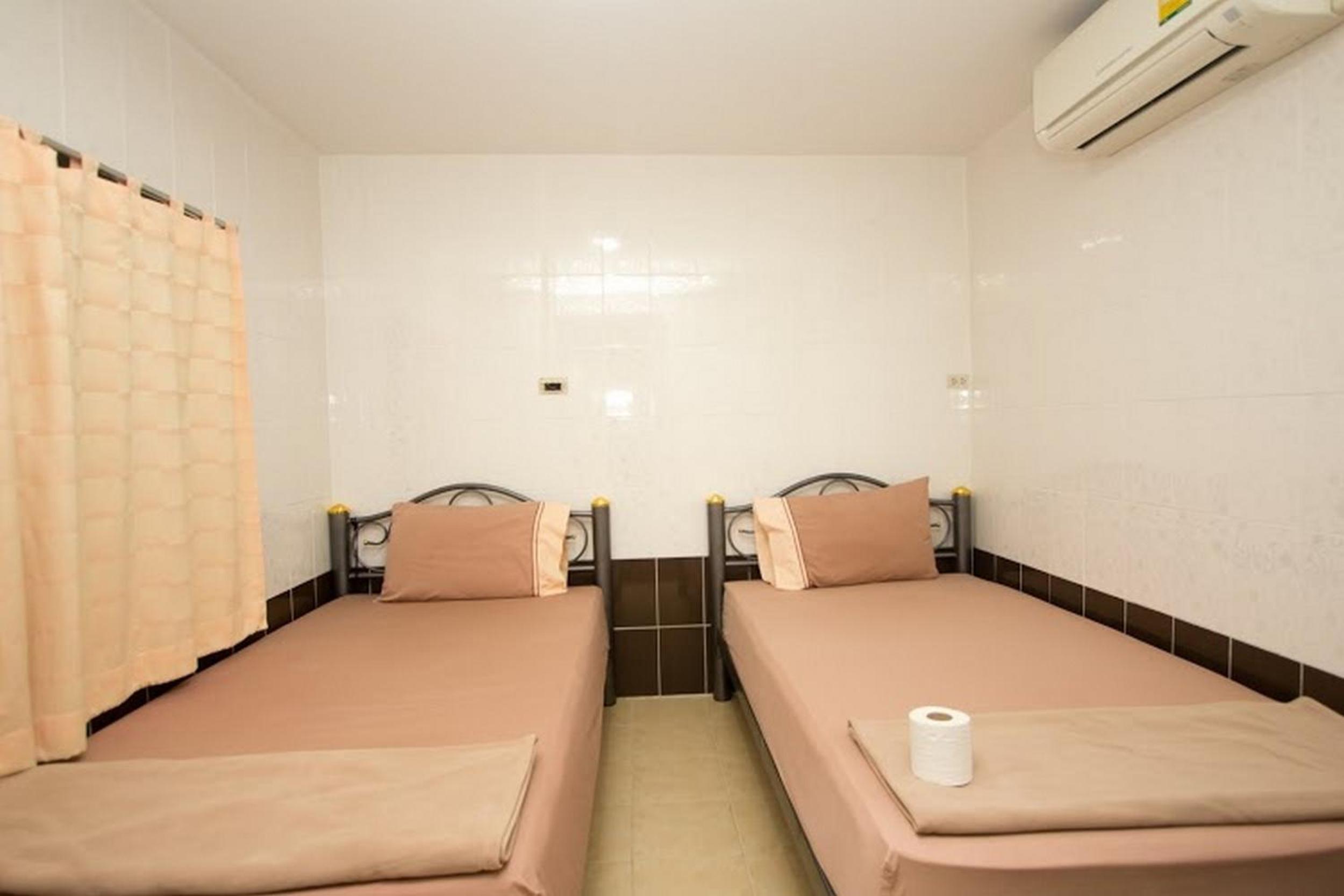 Standard Twin Room photo 1
