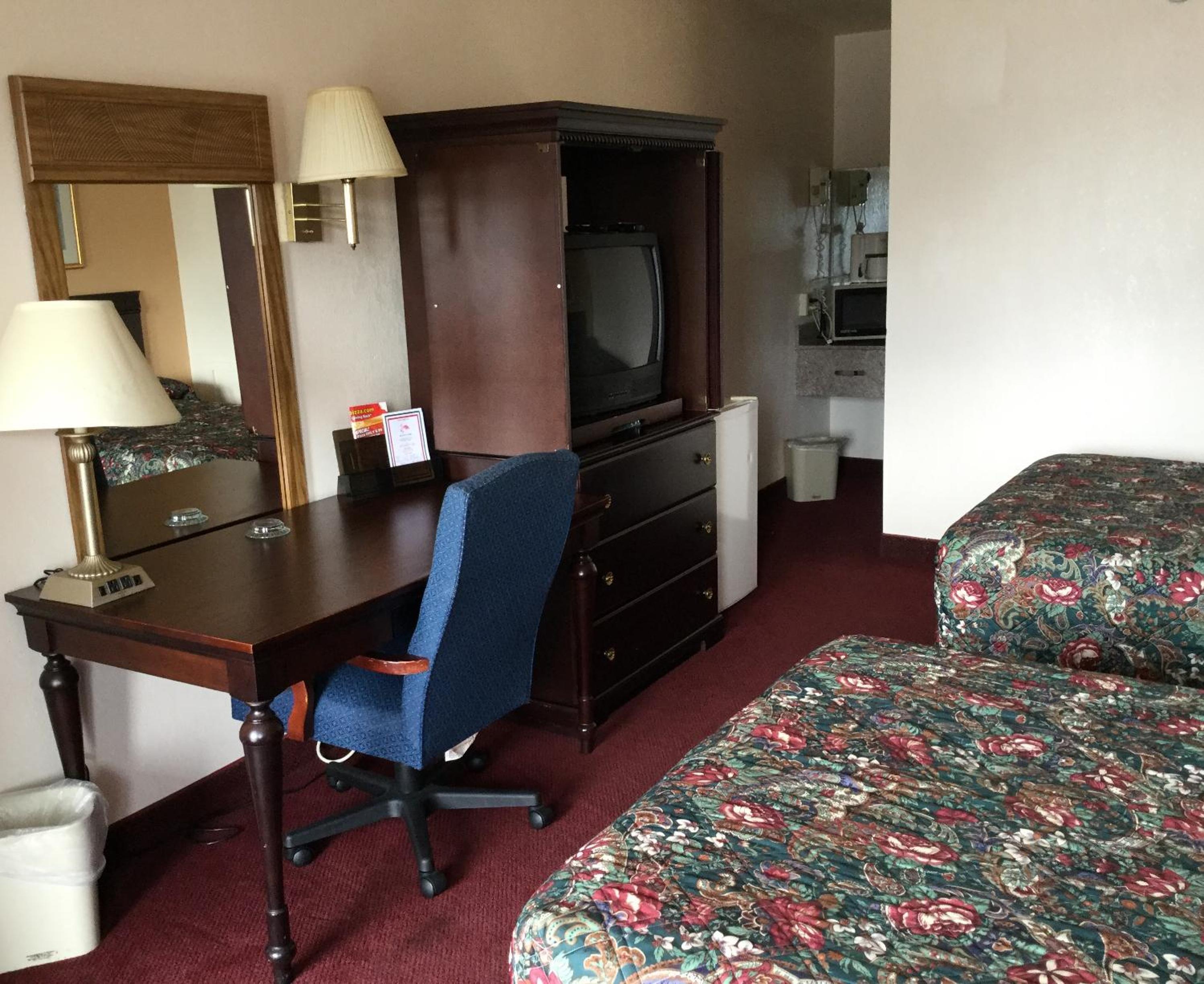 Double Room - Smoking - Photo 1