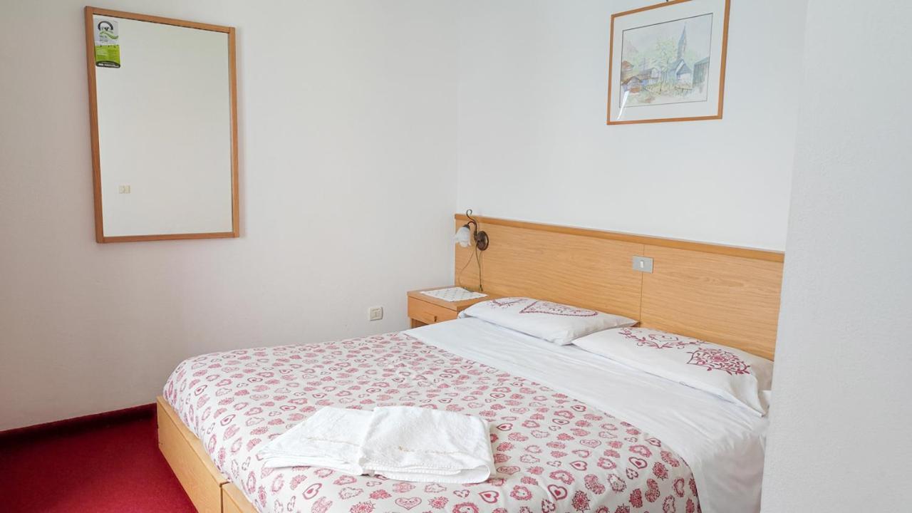 Basic Triple Room