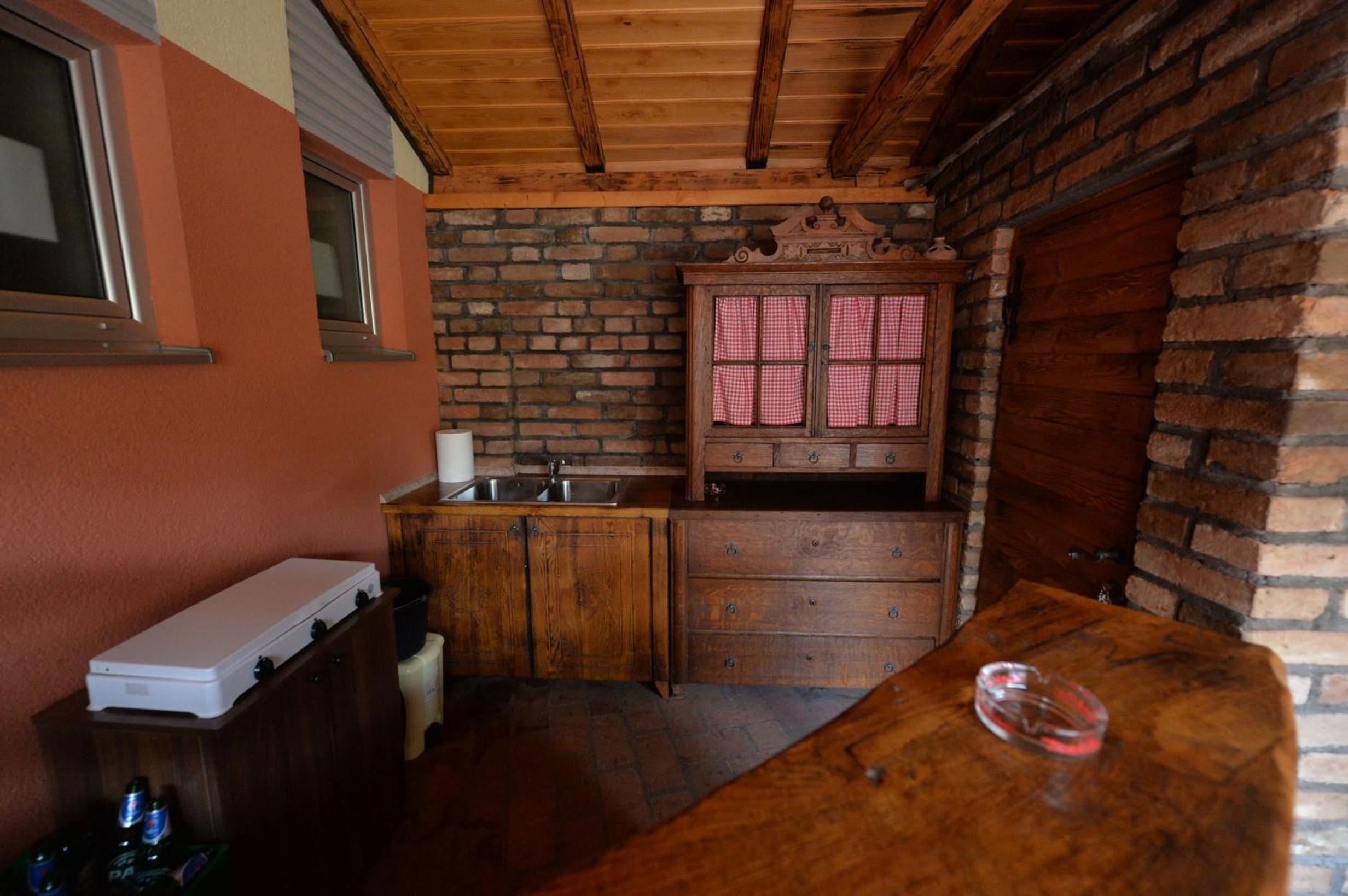 Apartment - Photo 5