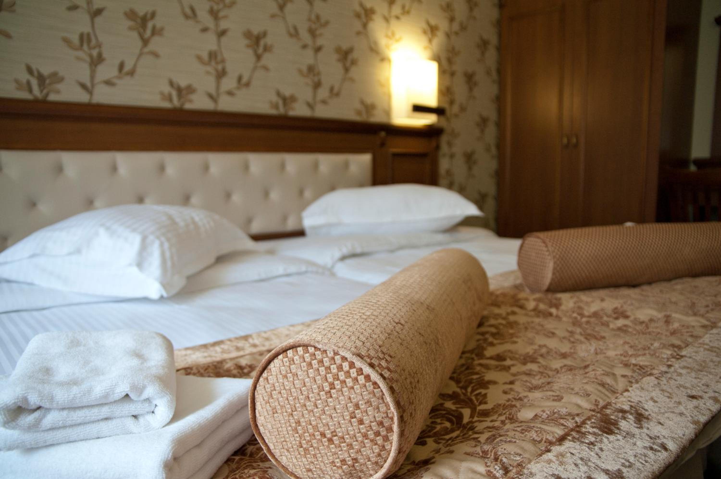 Double or Twin Room - Photo 1