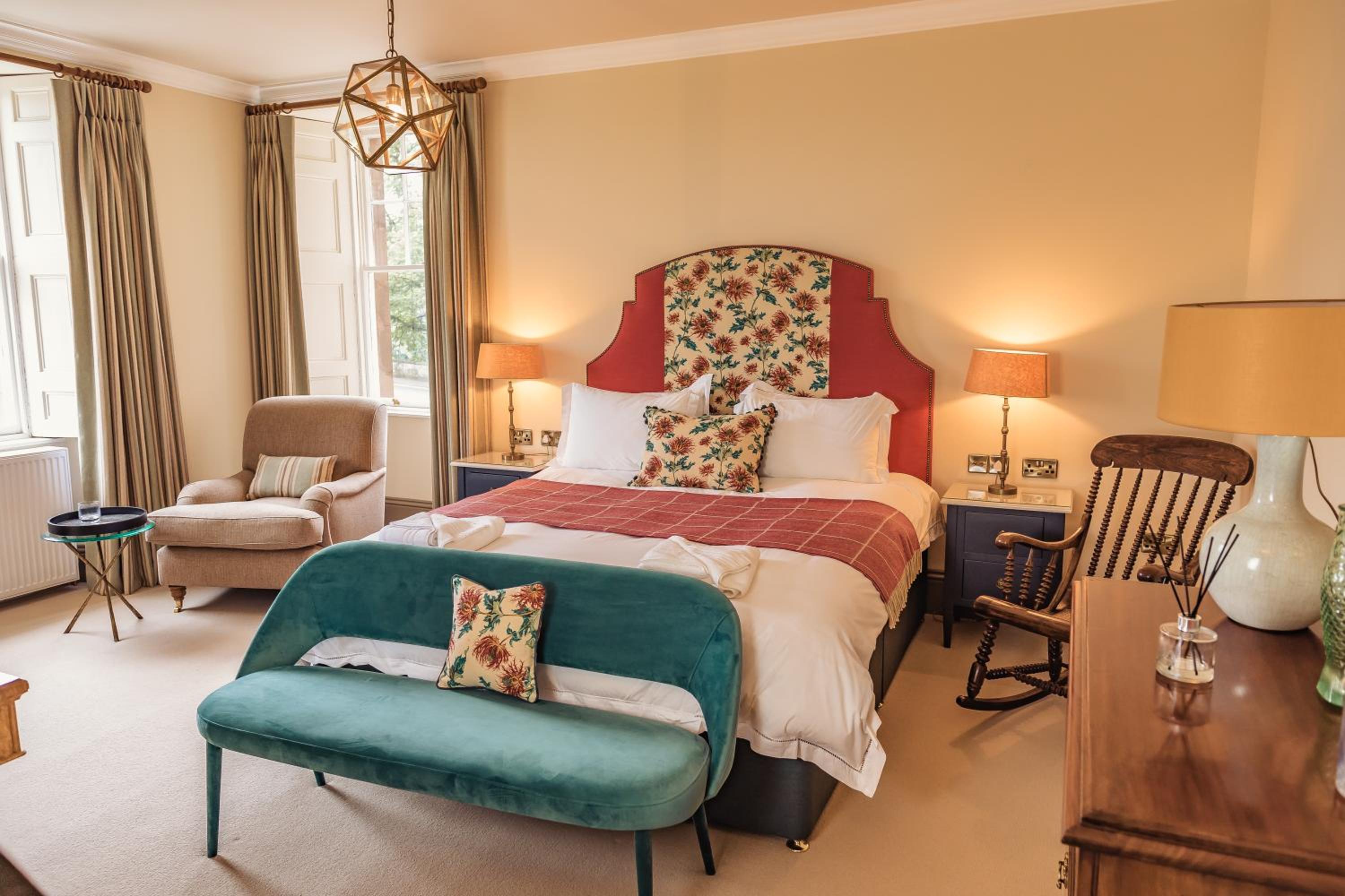 Junior Suite with Garden View